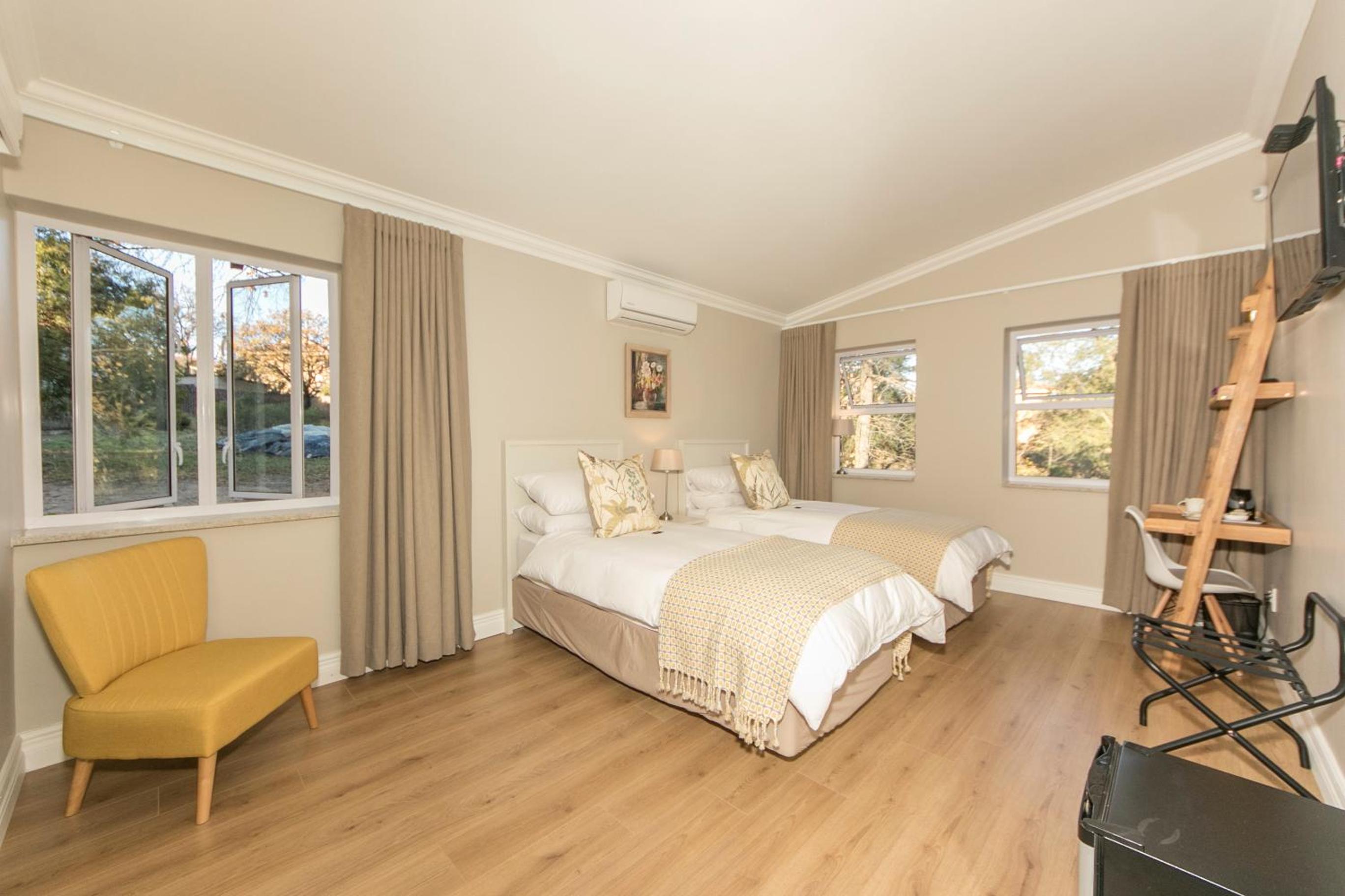 Twin Room photo 1