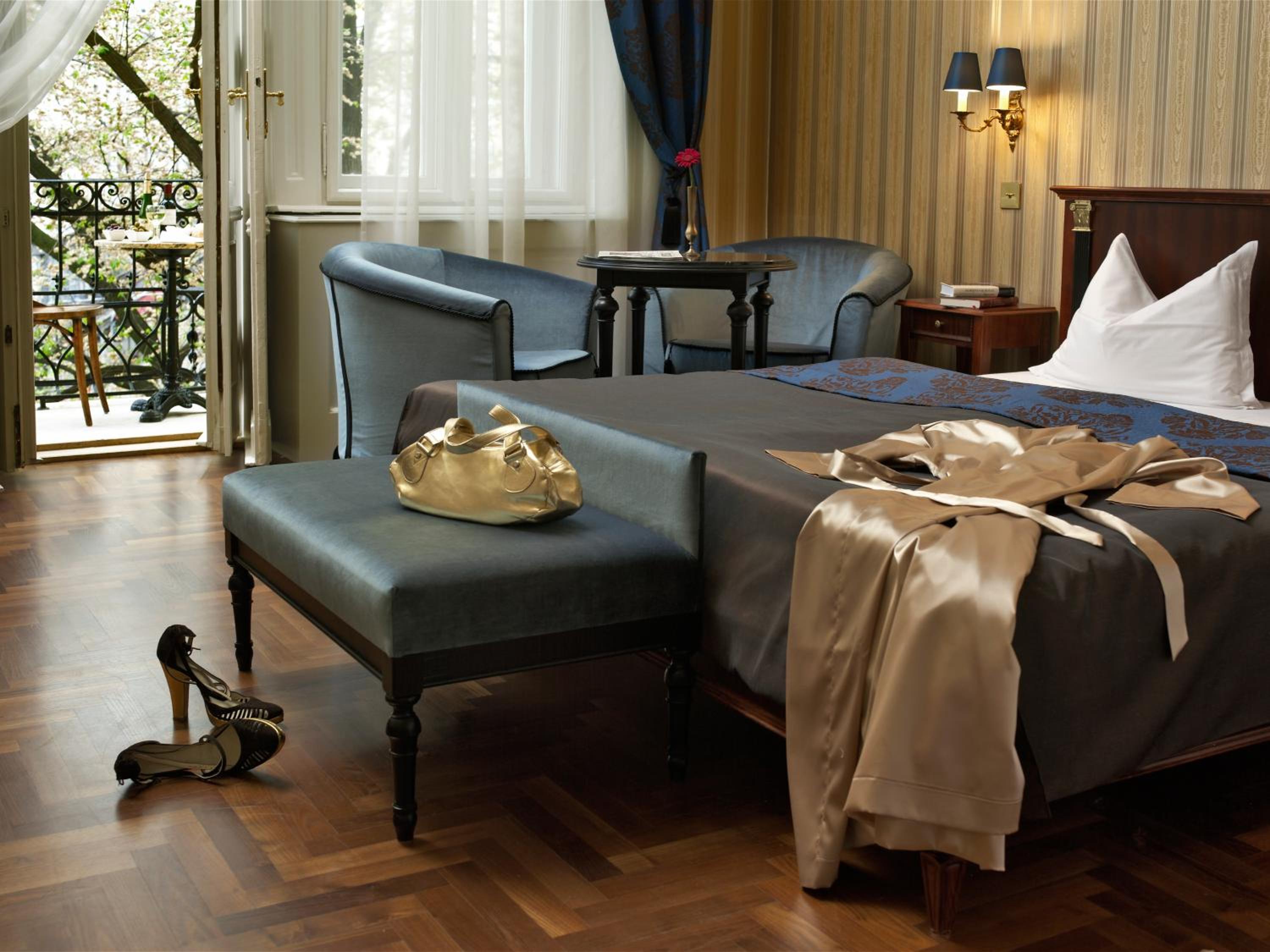 Deluxe Double Room with Balcony - Photo 1