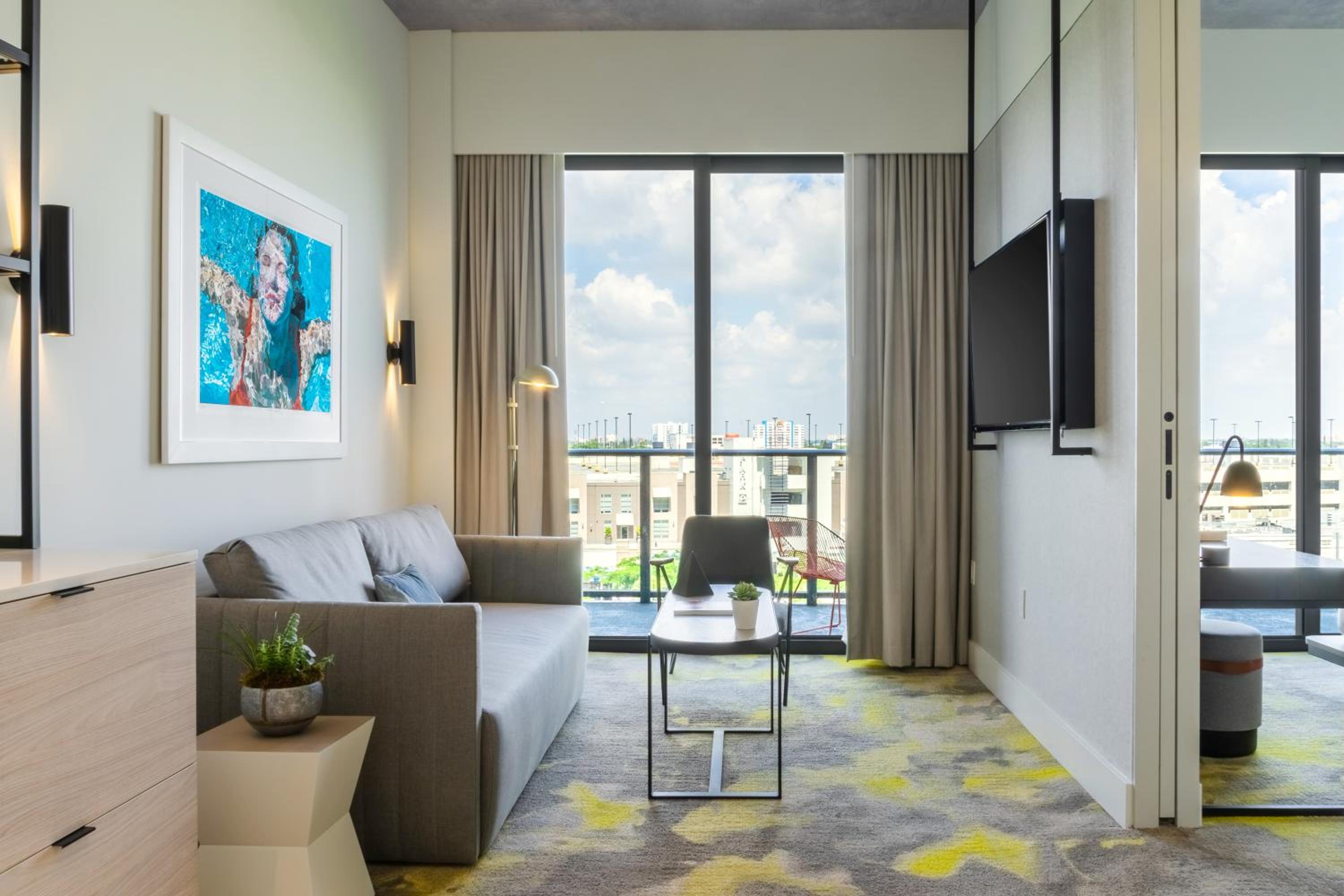 One-Bedroom Suite photo 1