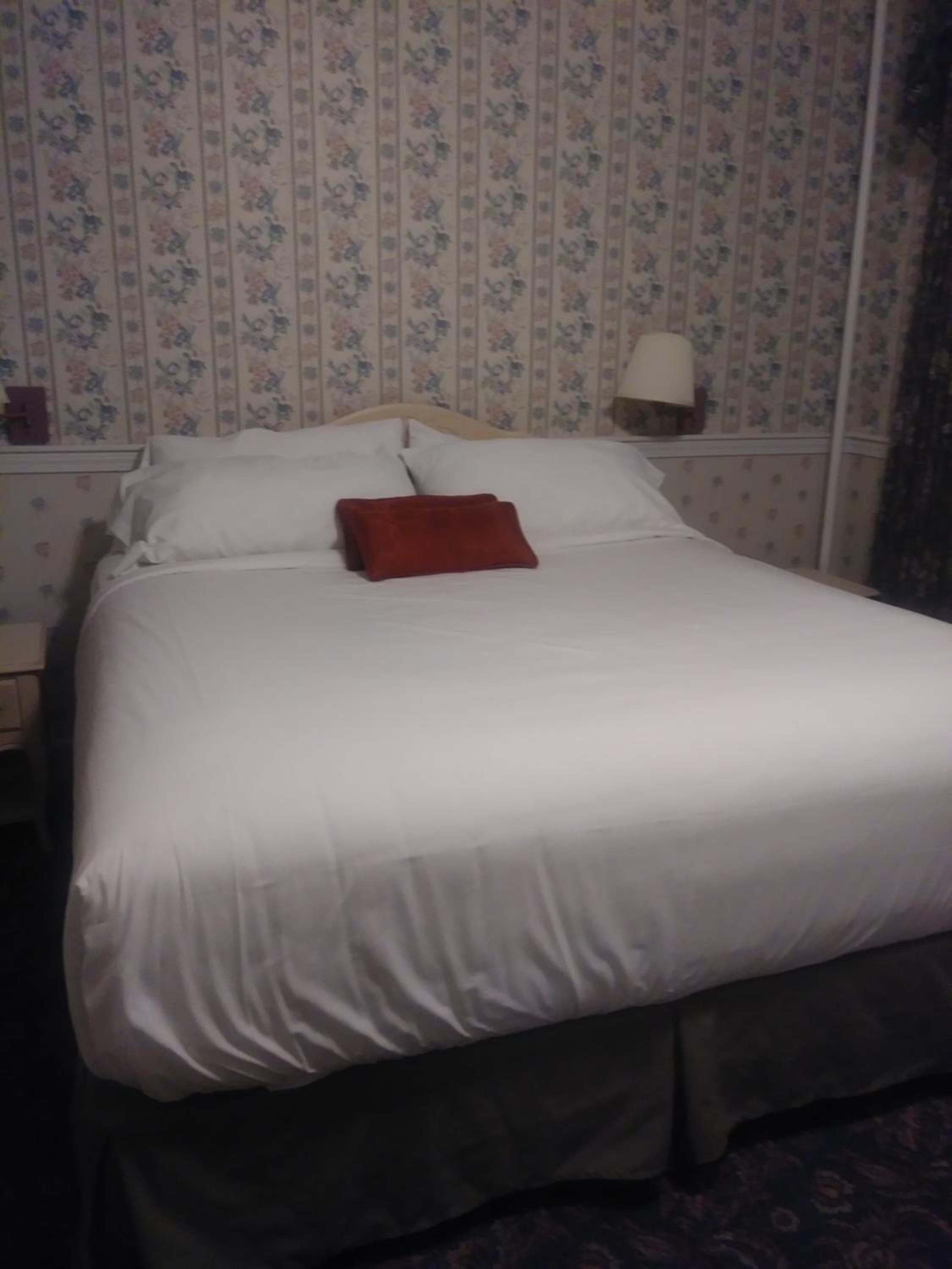Superior King Room - Photo 7