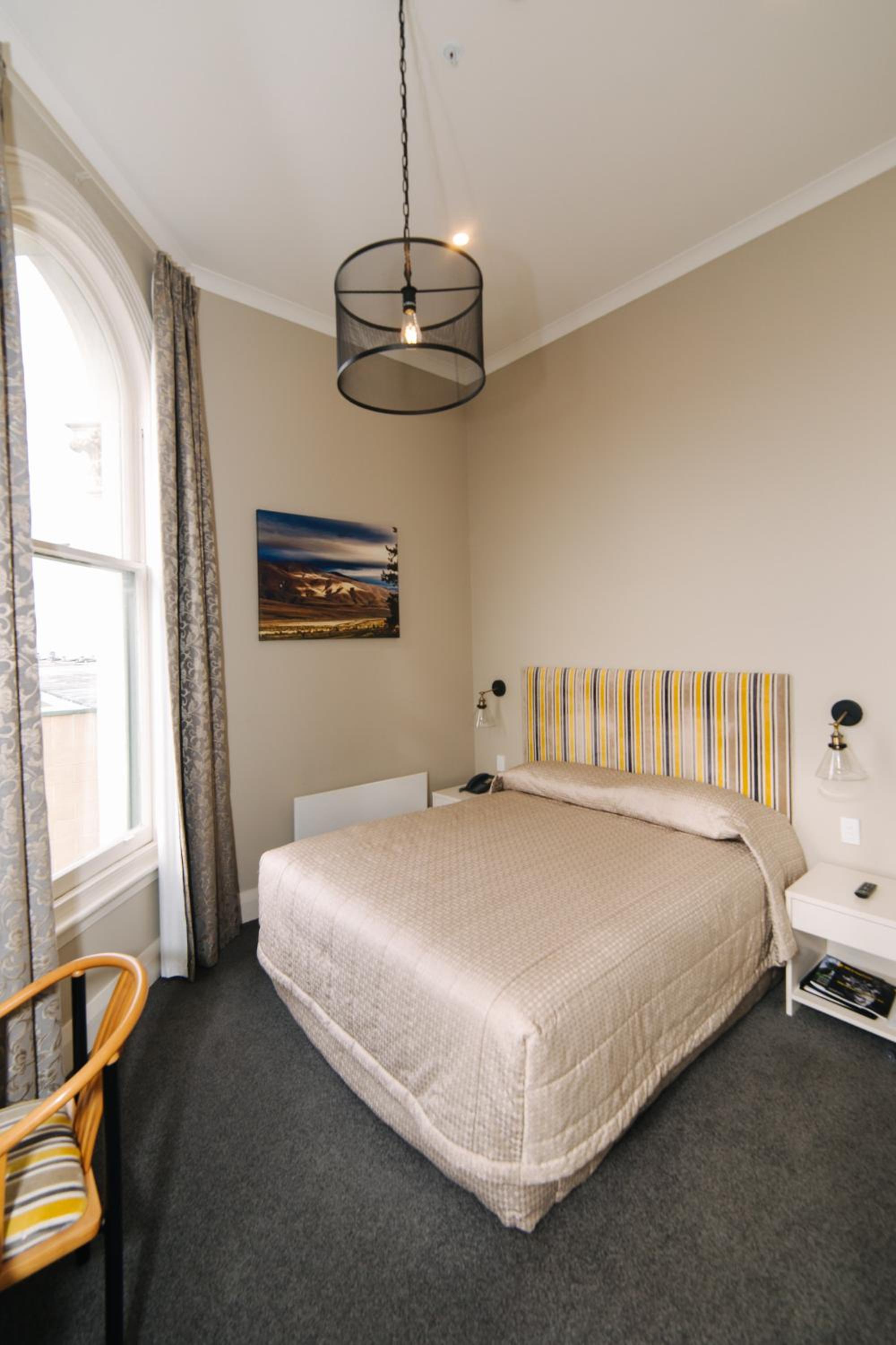 Premium Queen Only Room - Photo 2