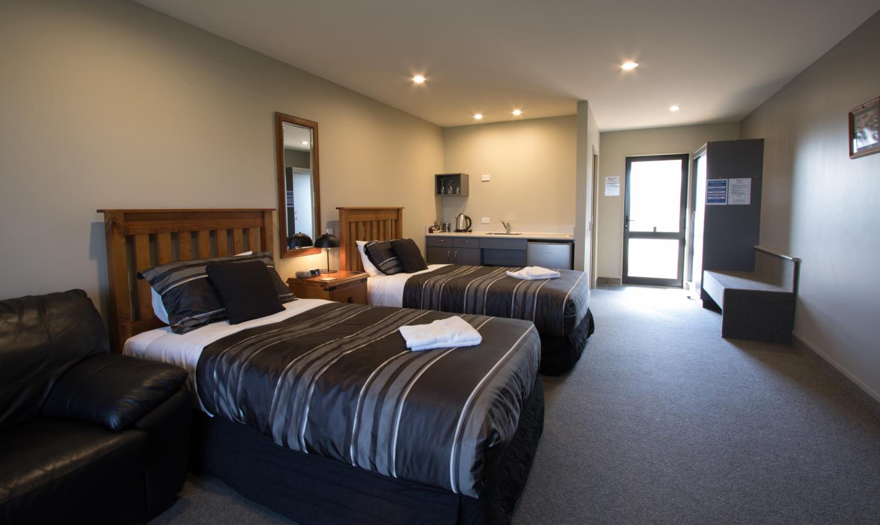 Deluxe Twin Room - Photo 4