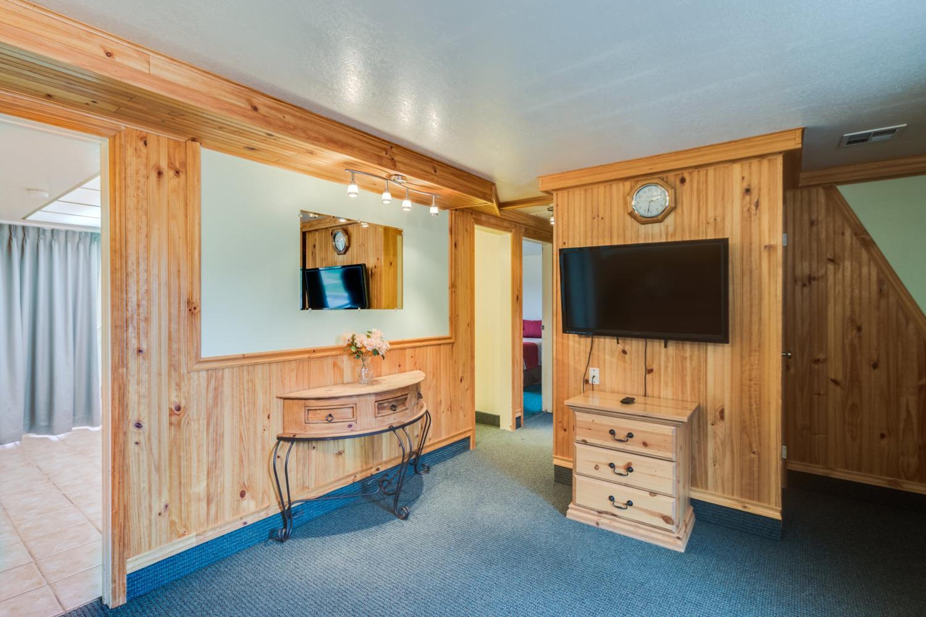 Family Suite - Photo 7