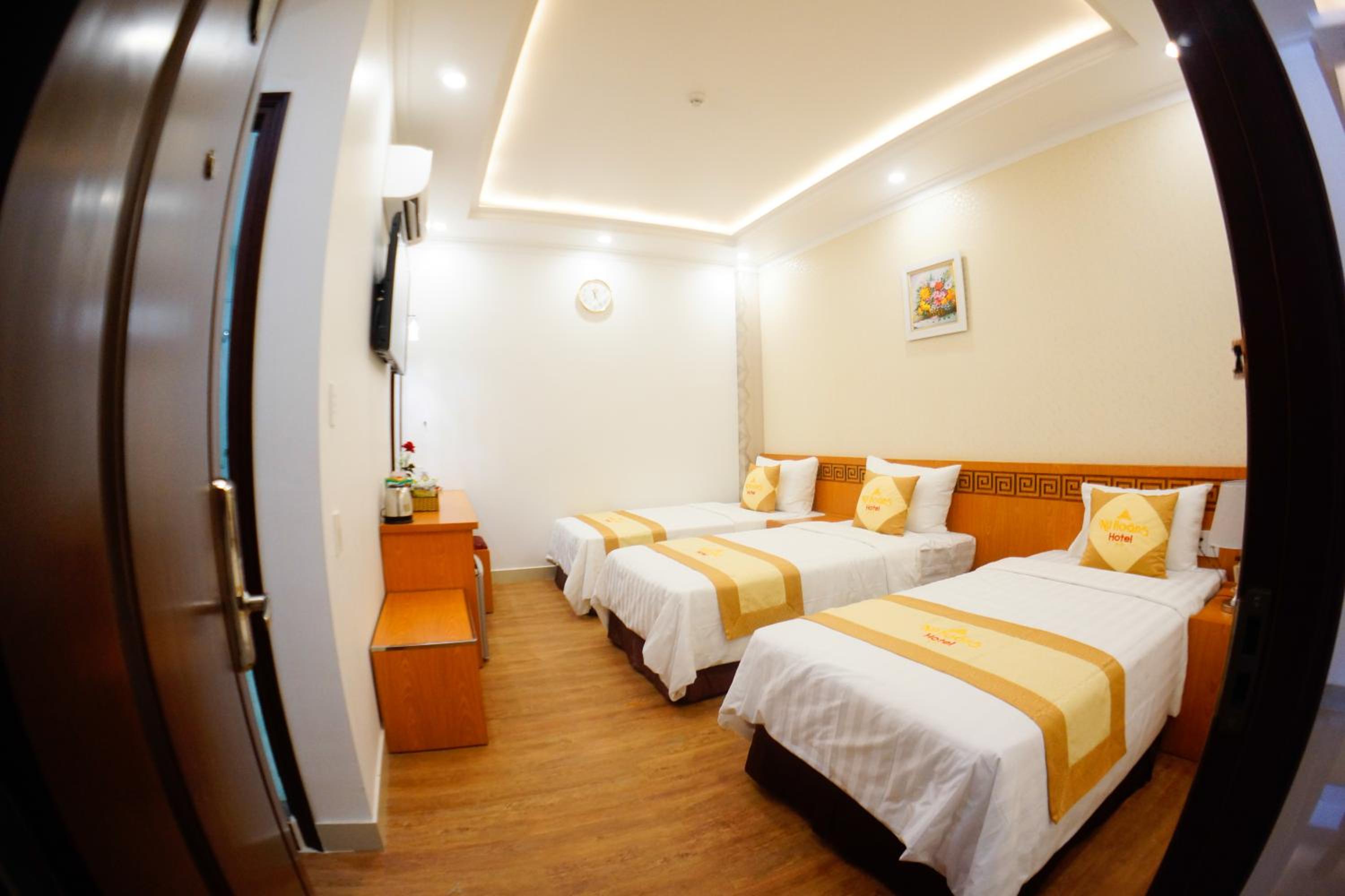 Triple Room
