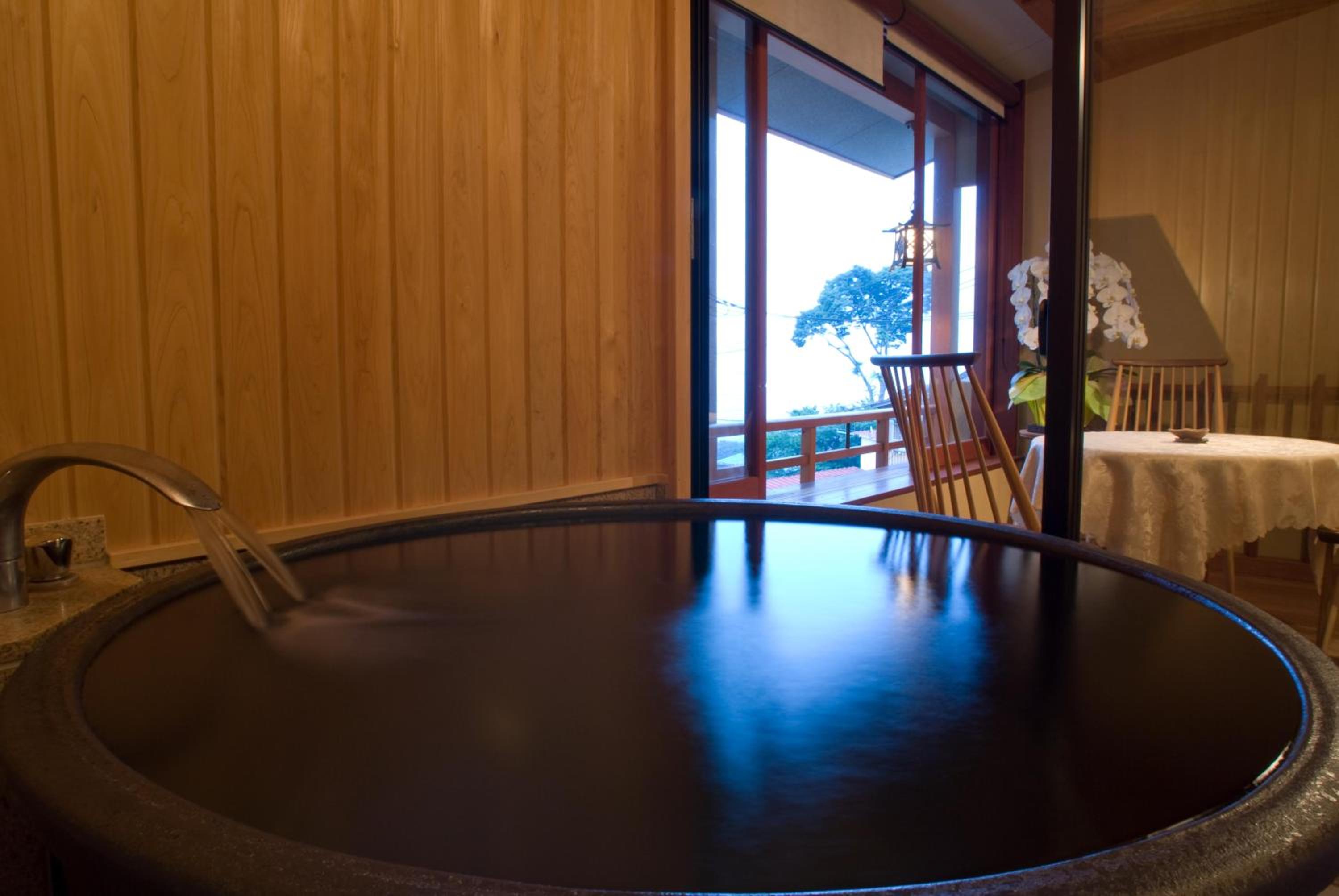 Double Room with Semi Open-Air Bath photo 3