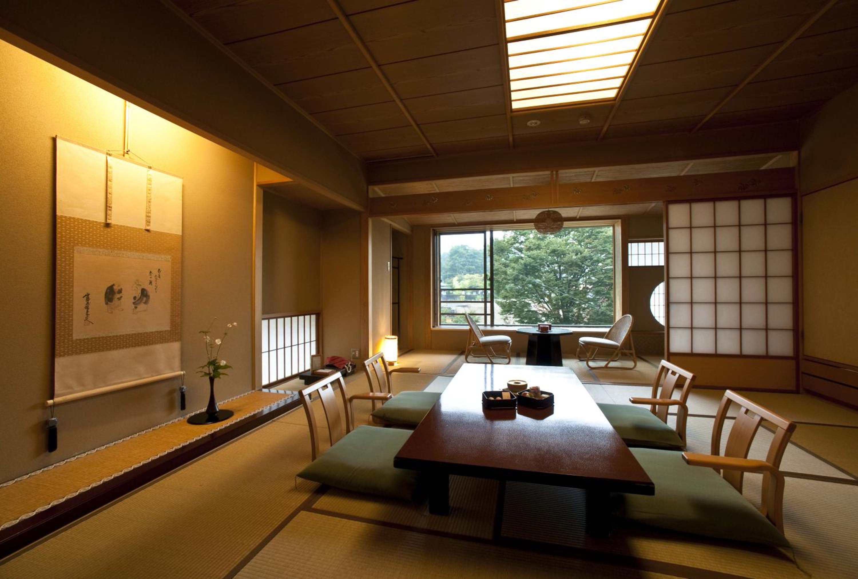 Superior Japanese-Style Room - South Wing photo 2