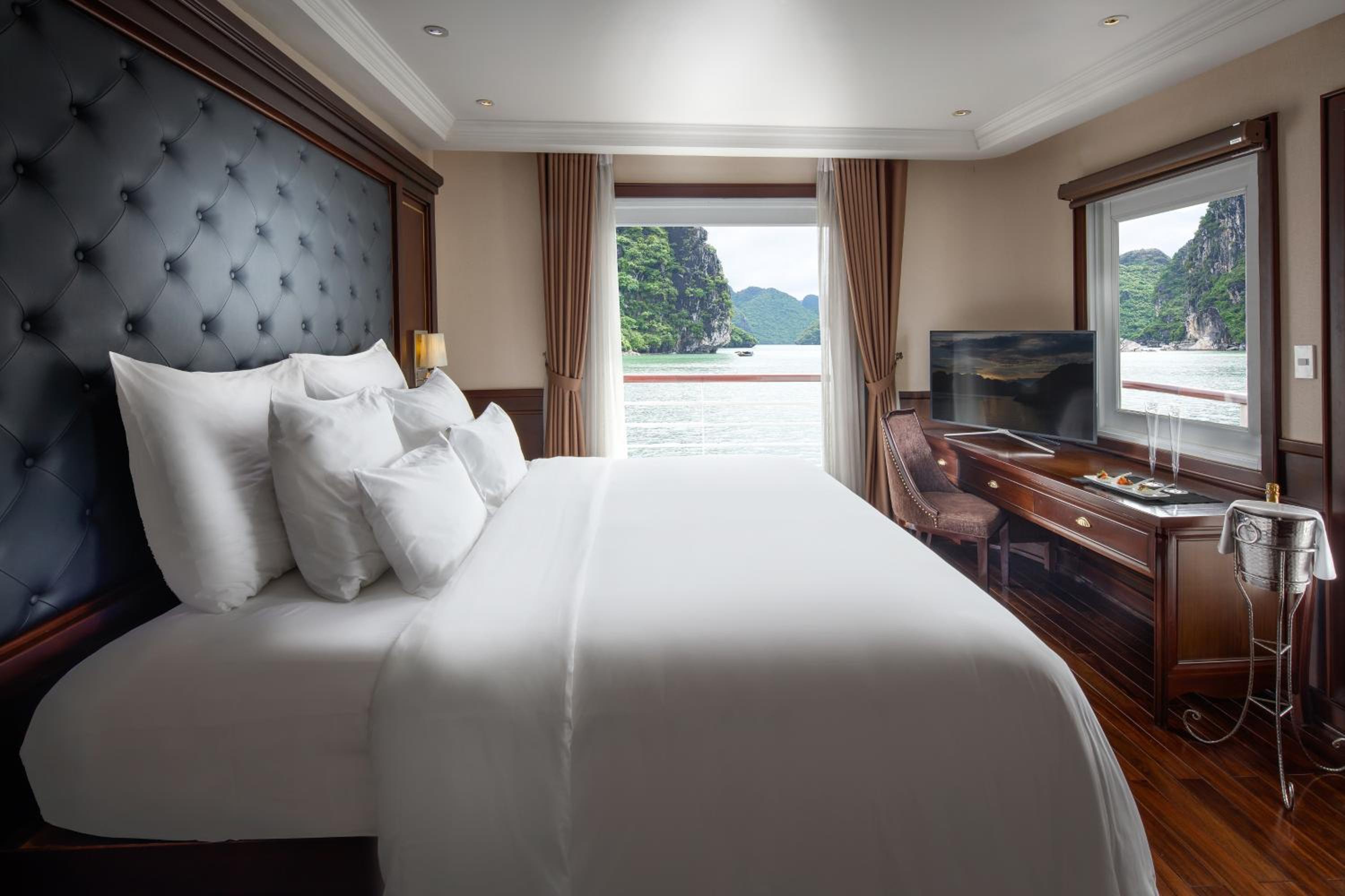 Elegance Suite with Balcony 2 Day 1 Night Package - Photo 1