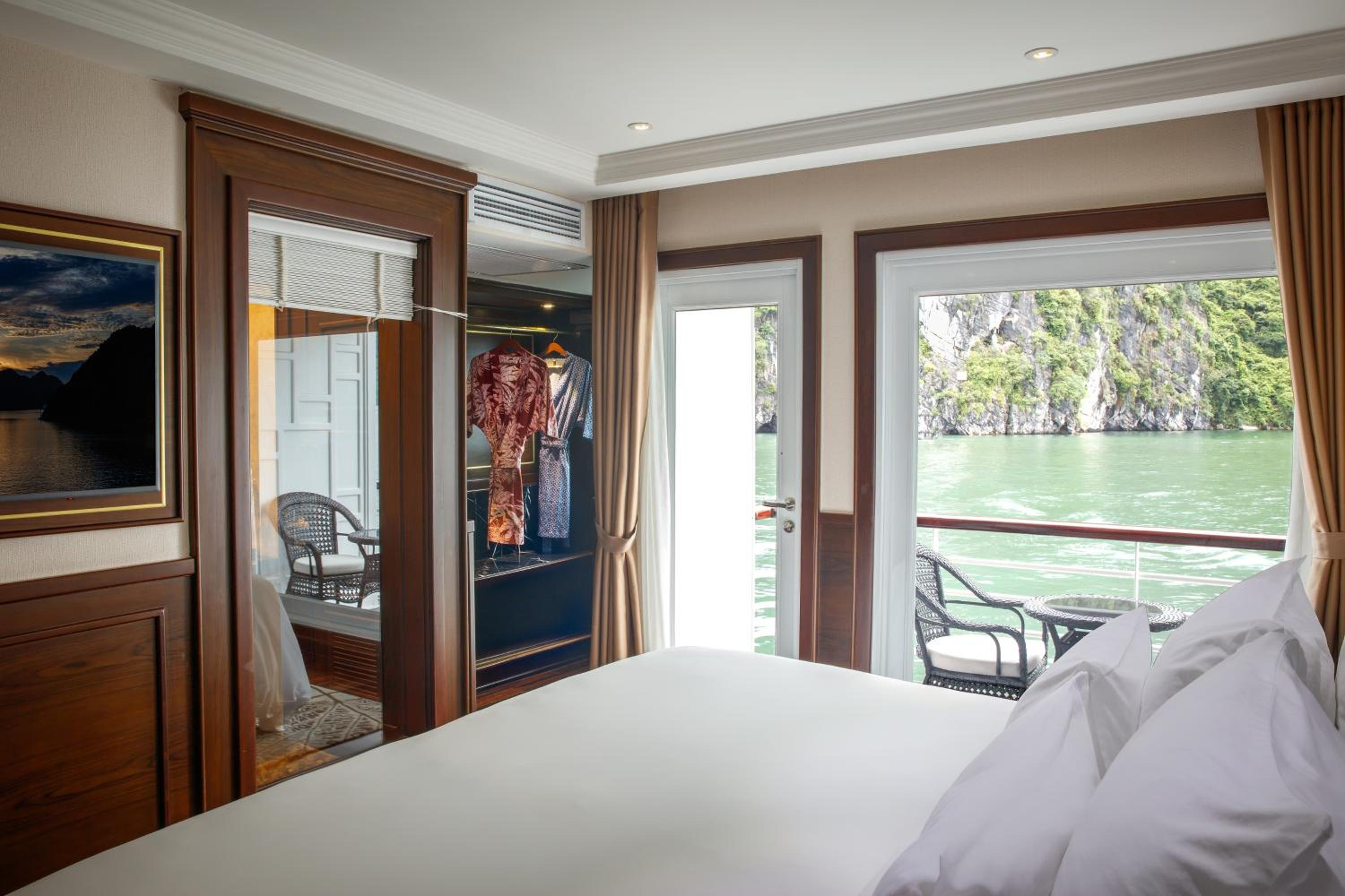 Executive with Balcony 2 Day 1 Night Package - Photo 6