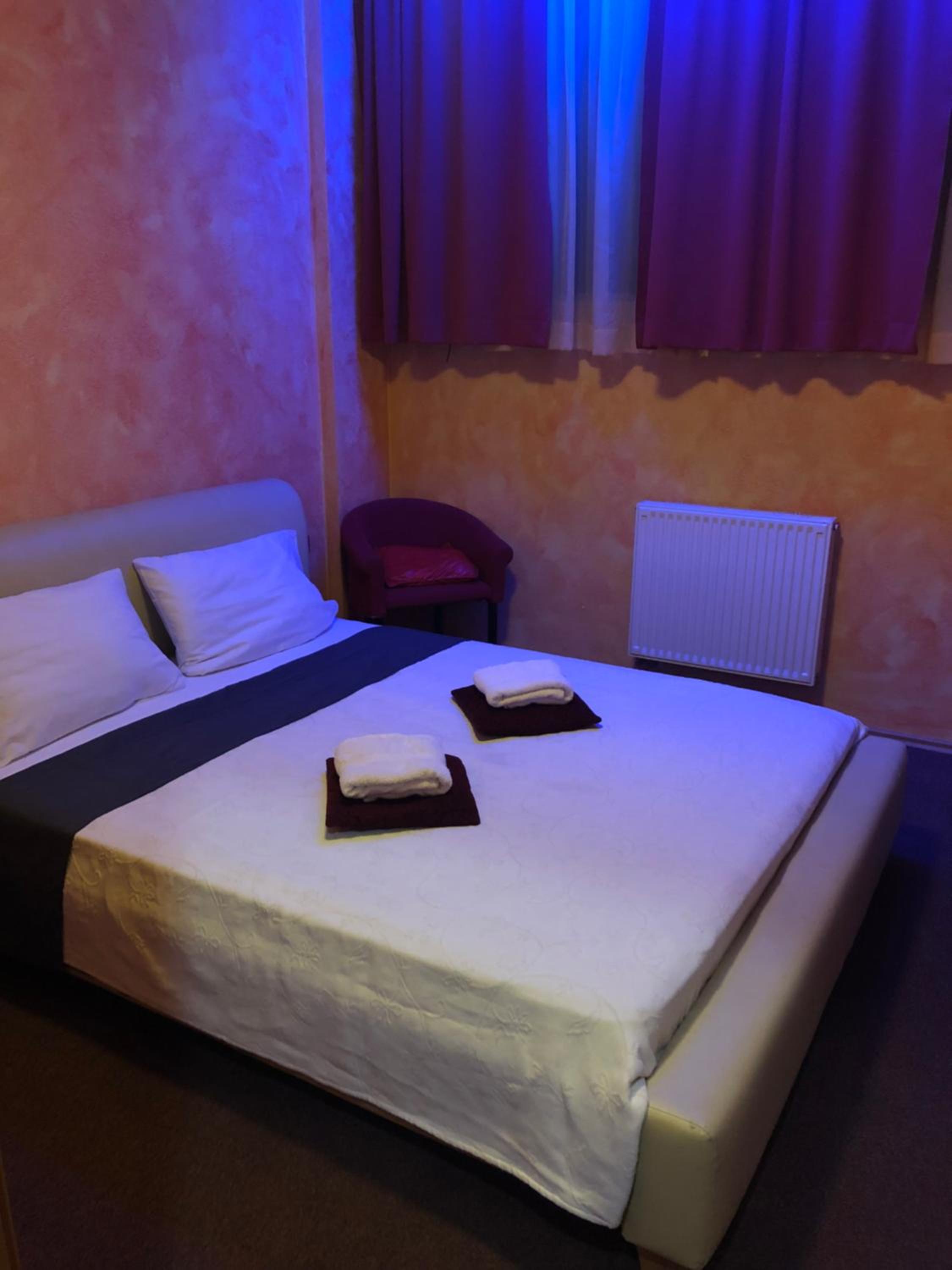 Standard Double Room - Photo 1