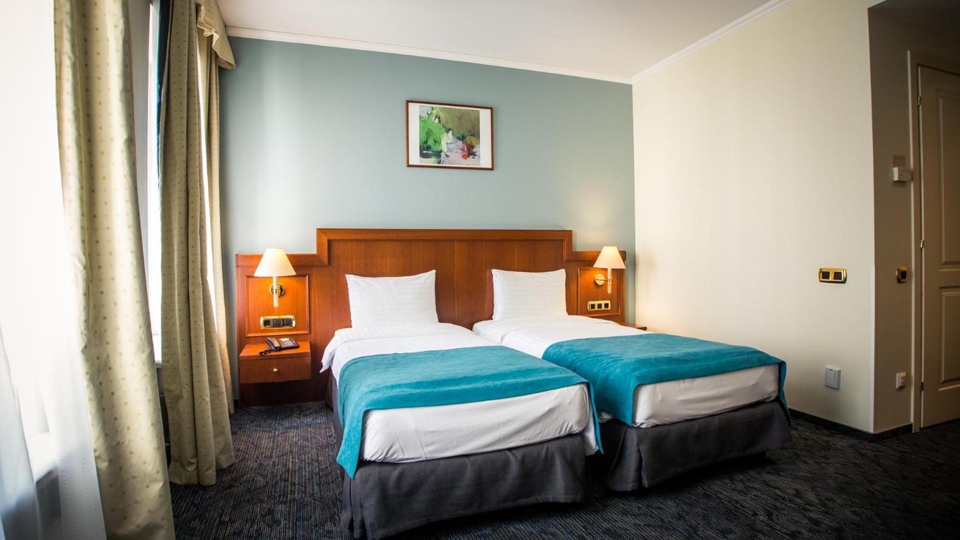 Standard Twin Room - Photo 1