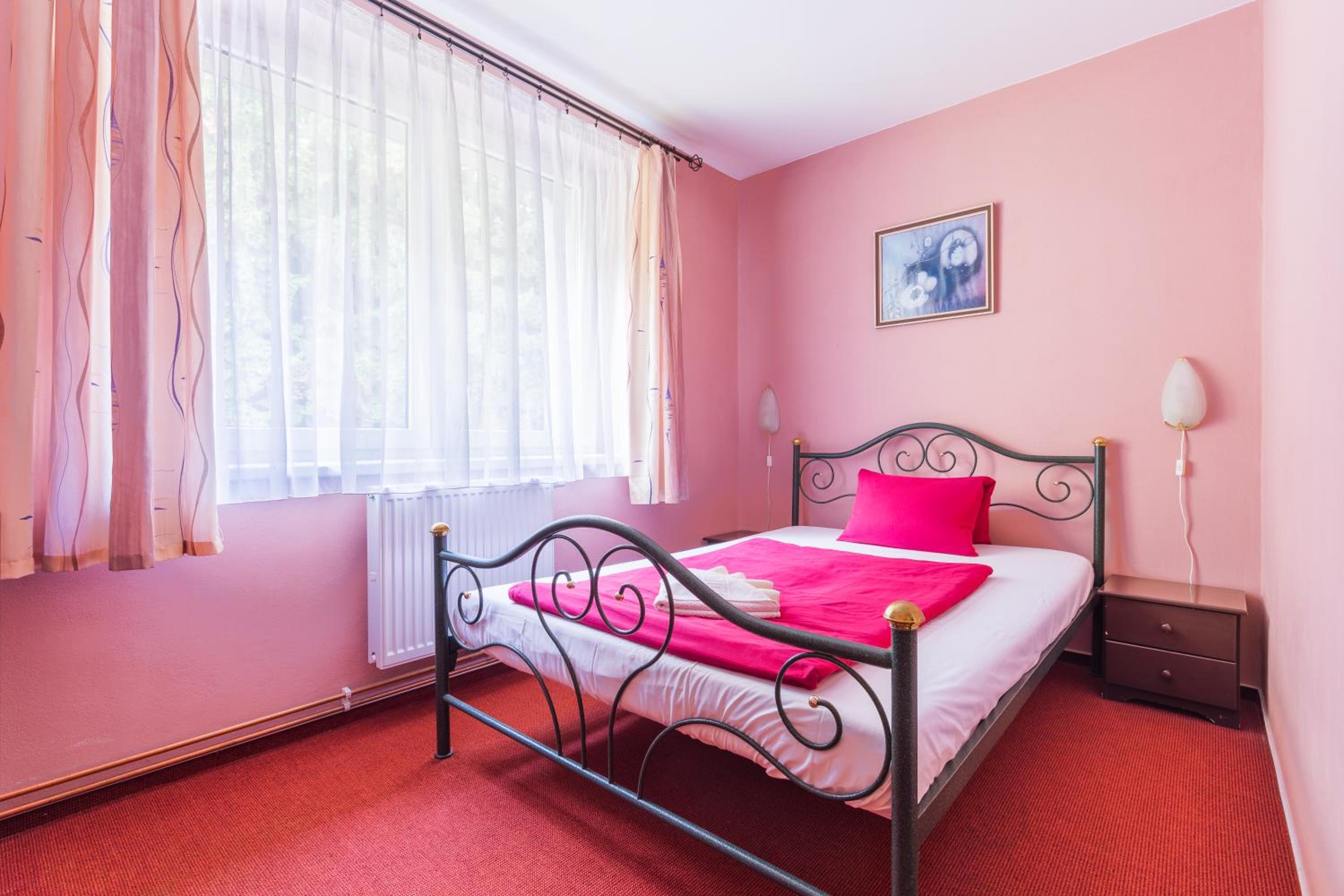 Single Room photo 3