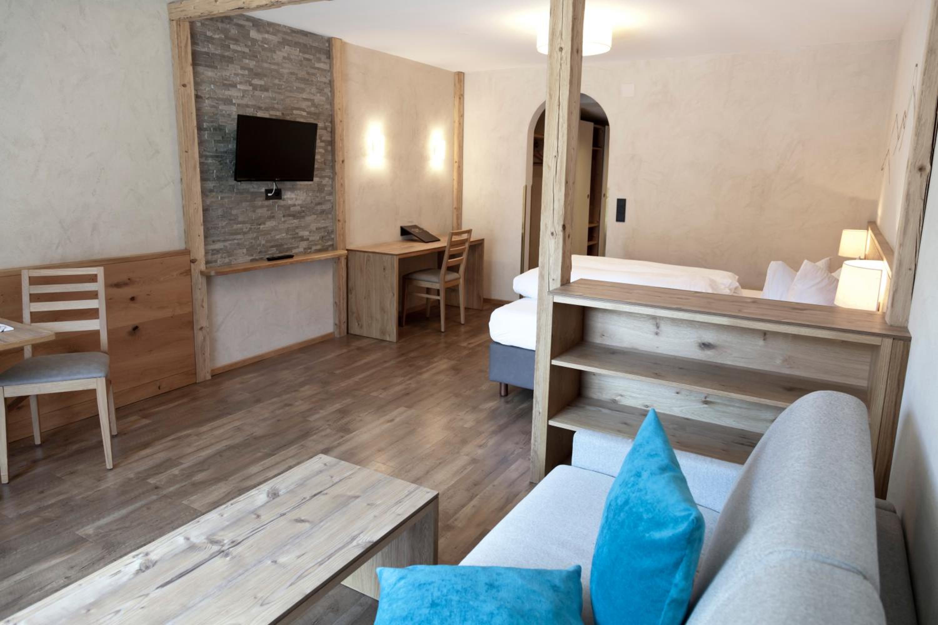 Junior Suite with Mountain View