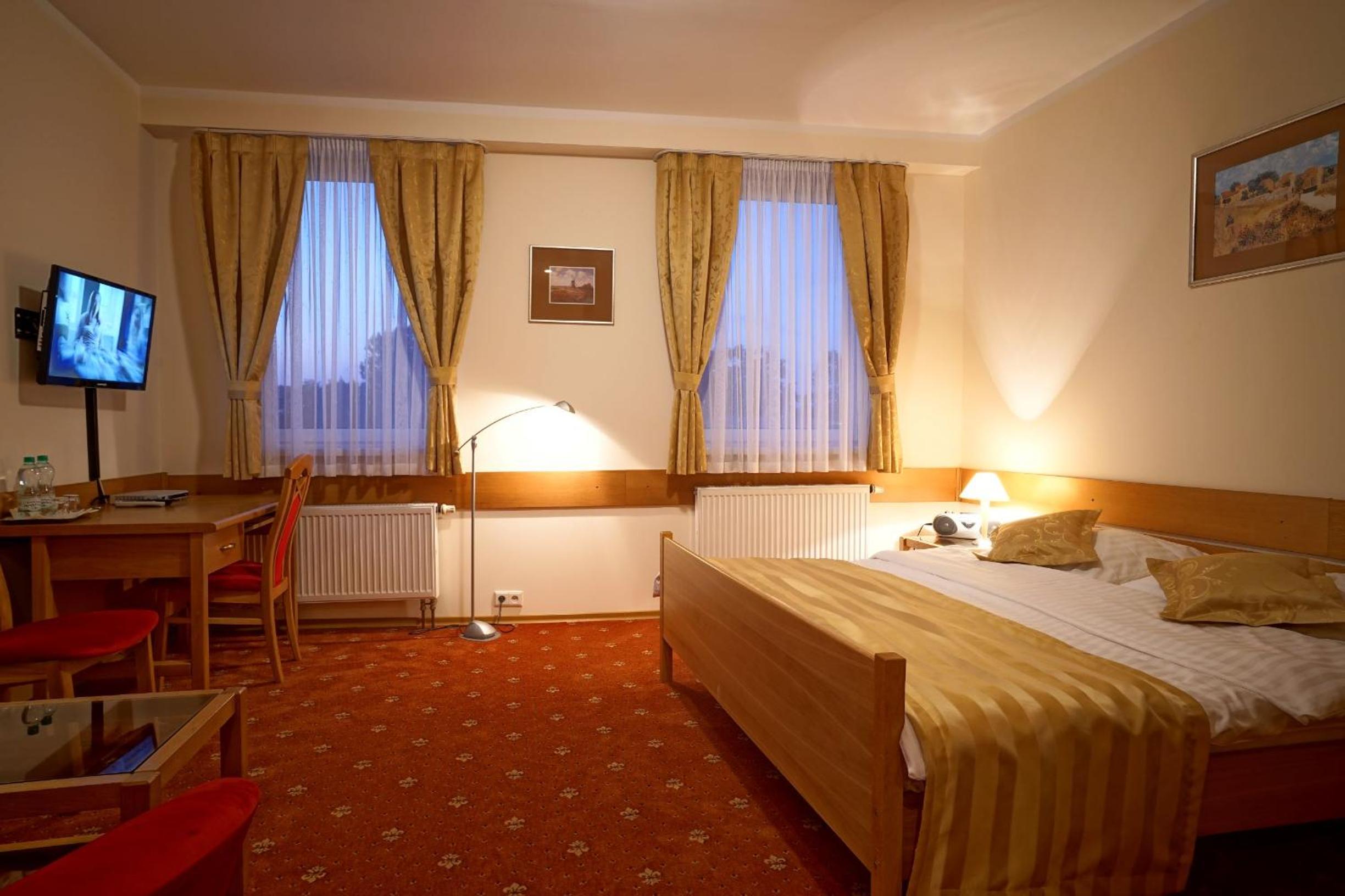 Double Room - Photo 13