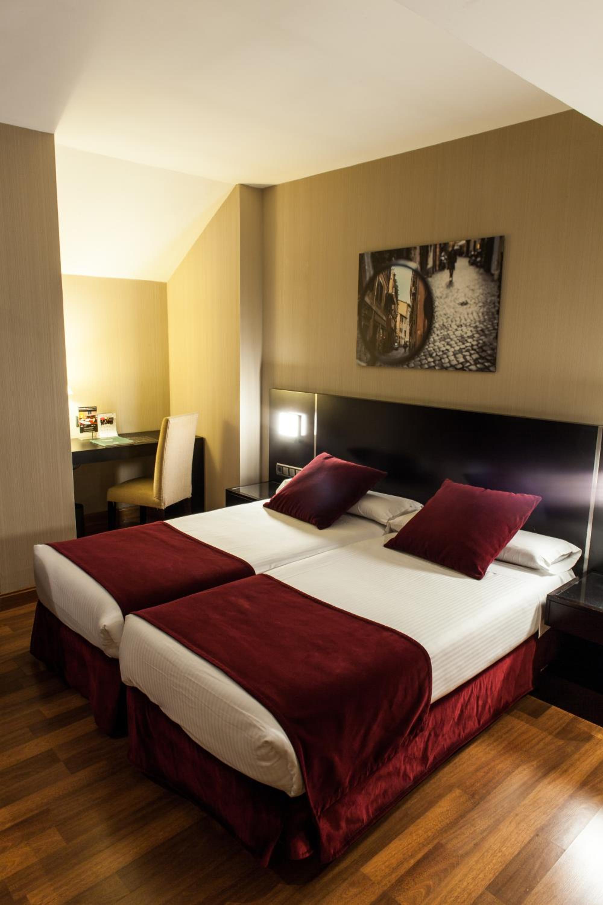 Habitación Doble o con Dos Camas