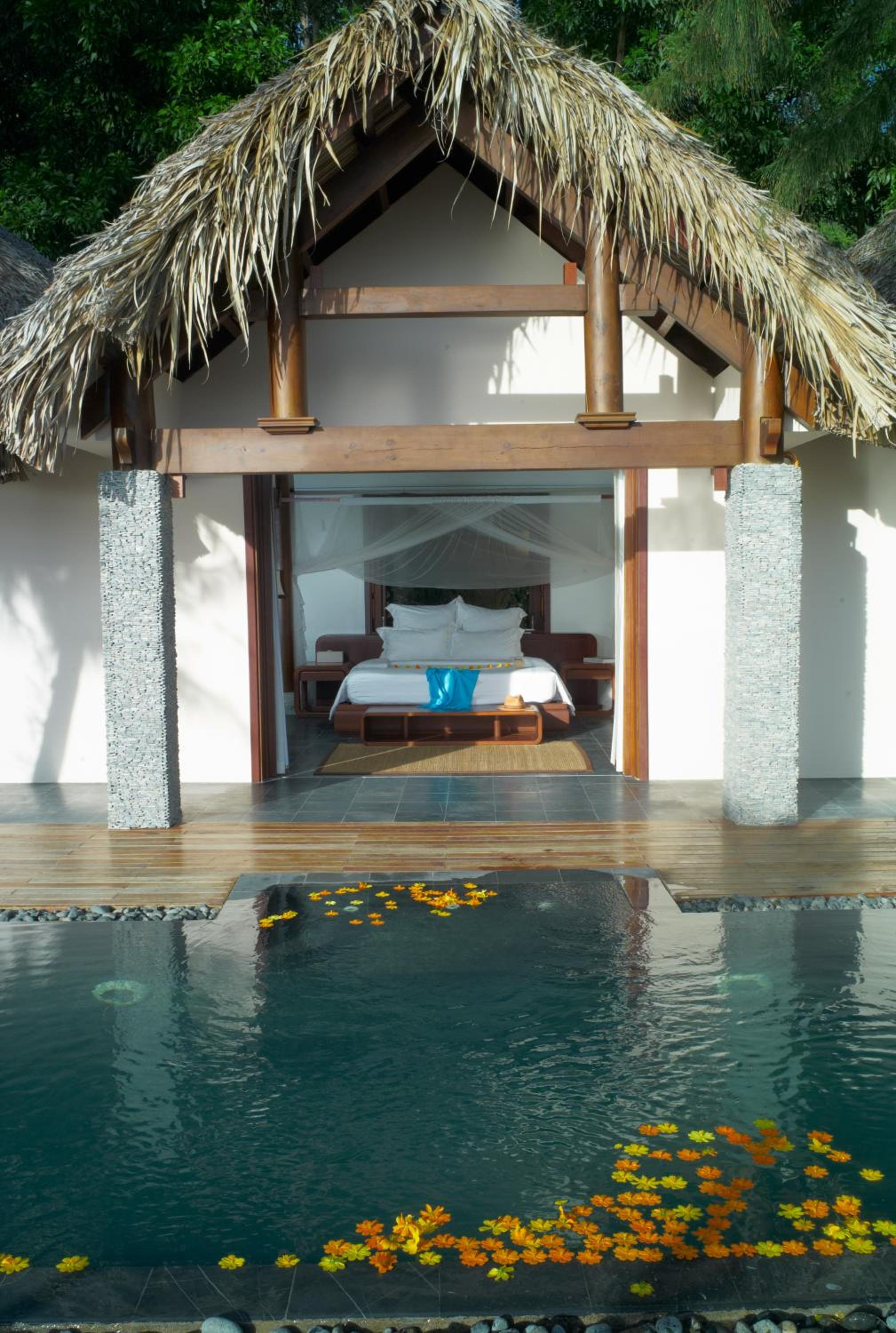 Two-Bedroom Beachfront Villa with Pool - Photo 6