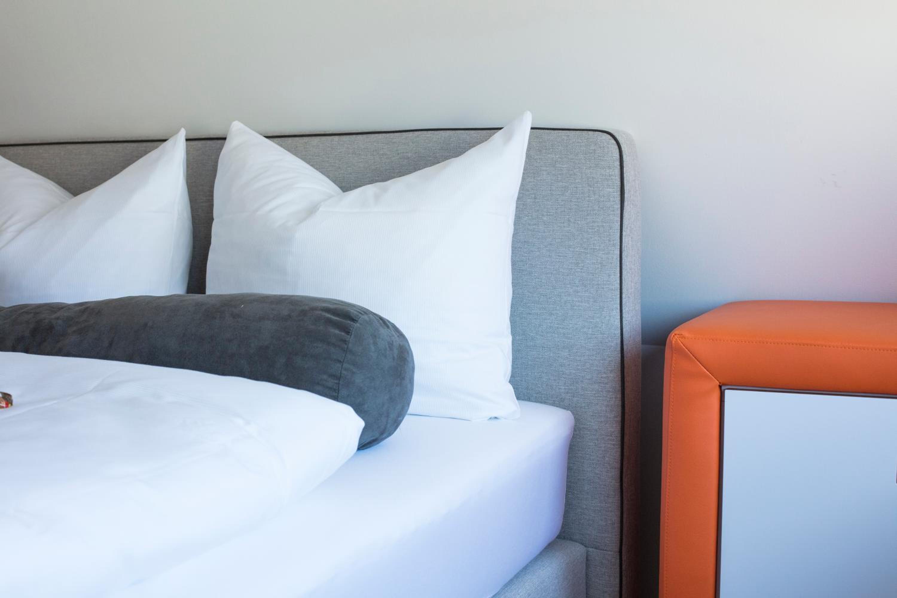 Superior Suite - Photo 11