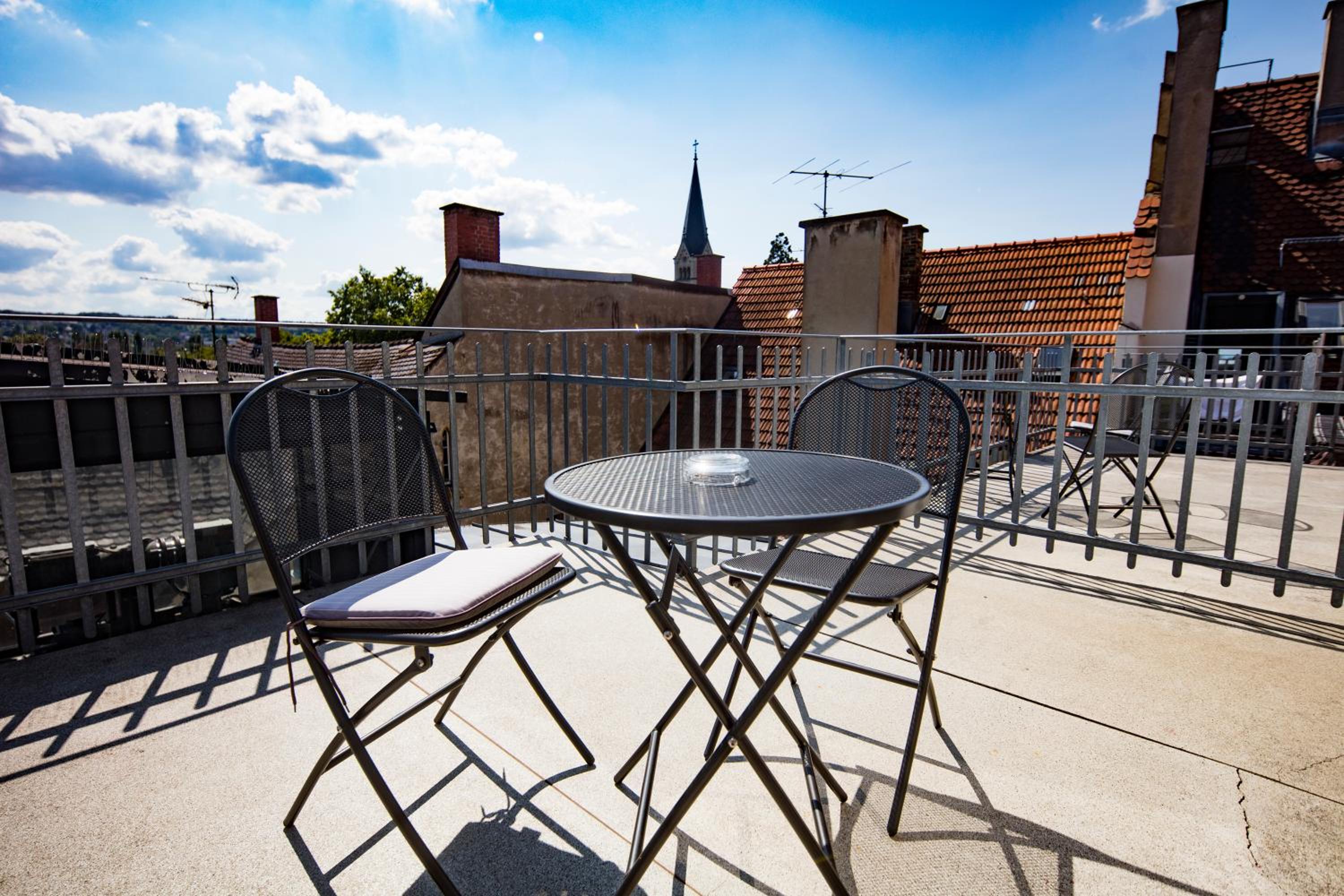 Superior Suite - Photo 18