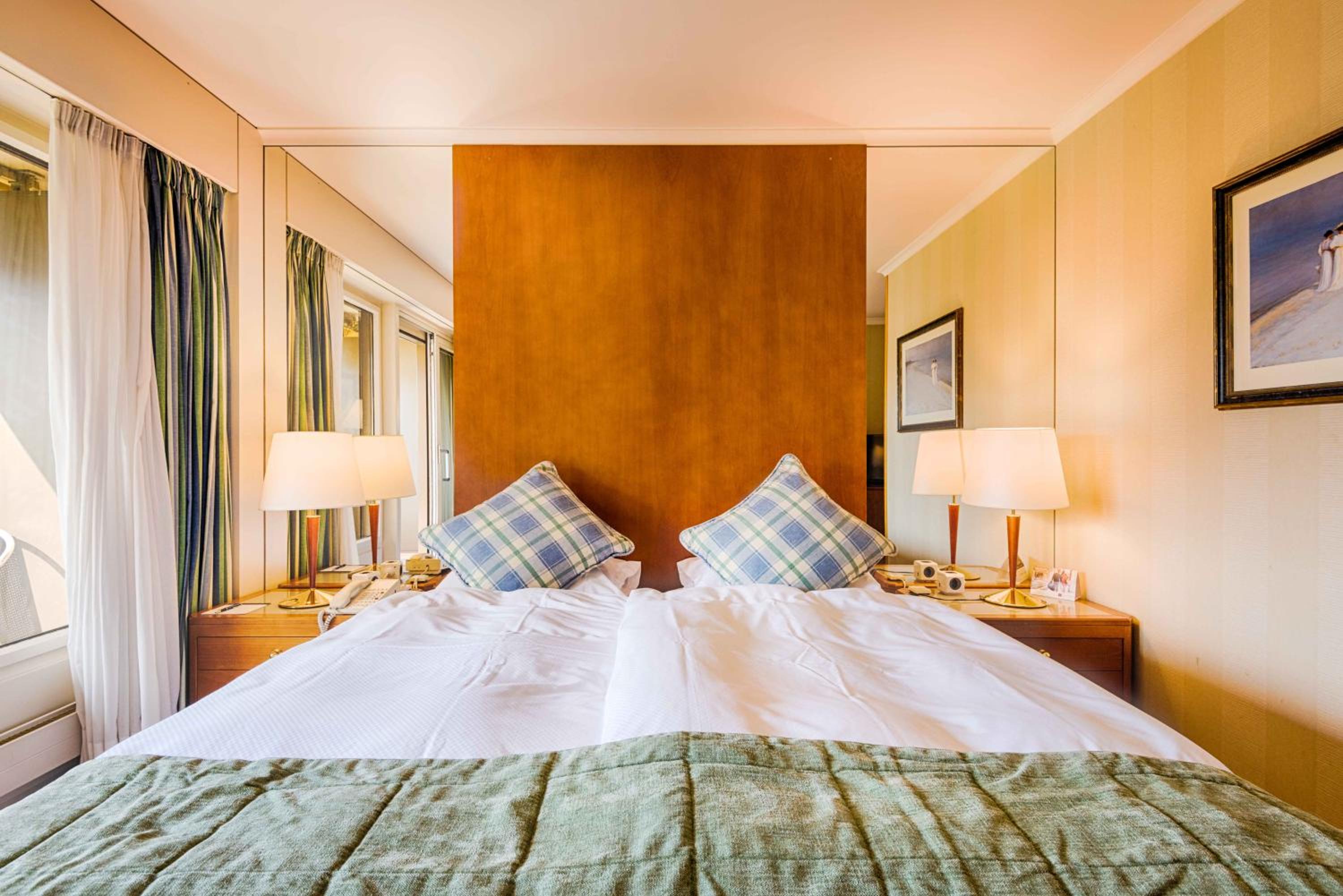 Standard Double Room with Balcony - Park and Lake Side - Photo 5