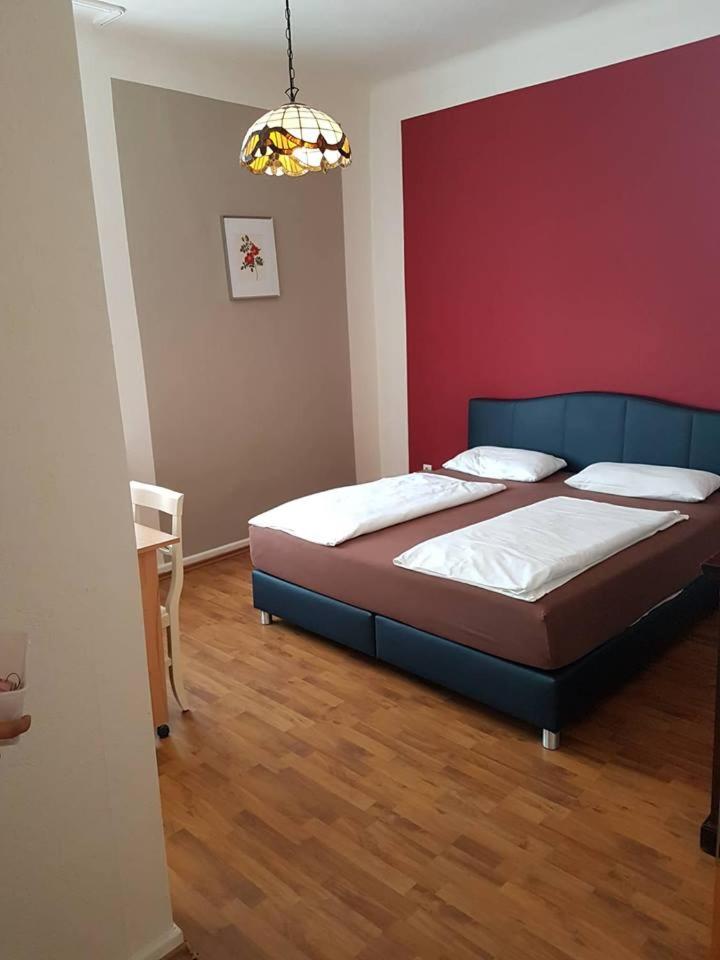 Double Room - Photo 2