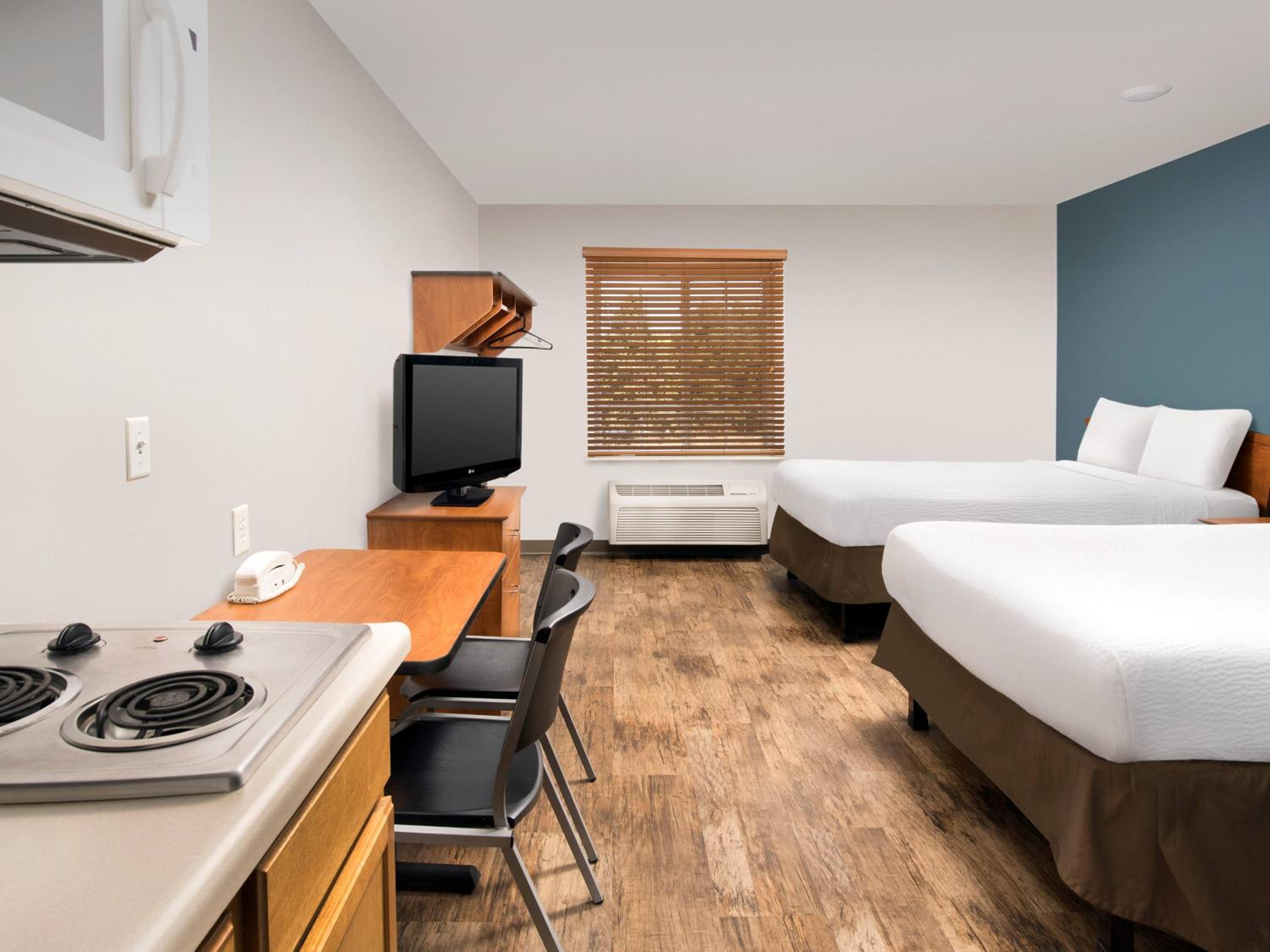 Double Room with Two Double Beds - Non-Smoking photo 1