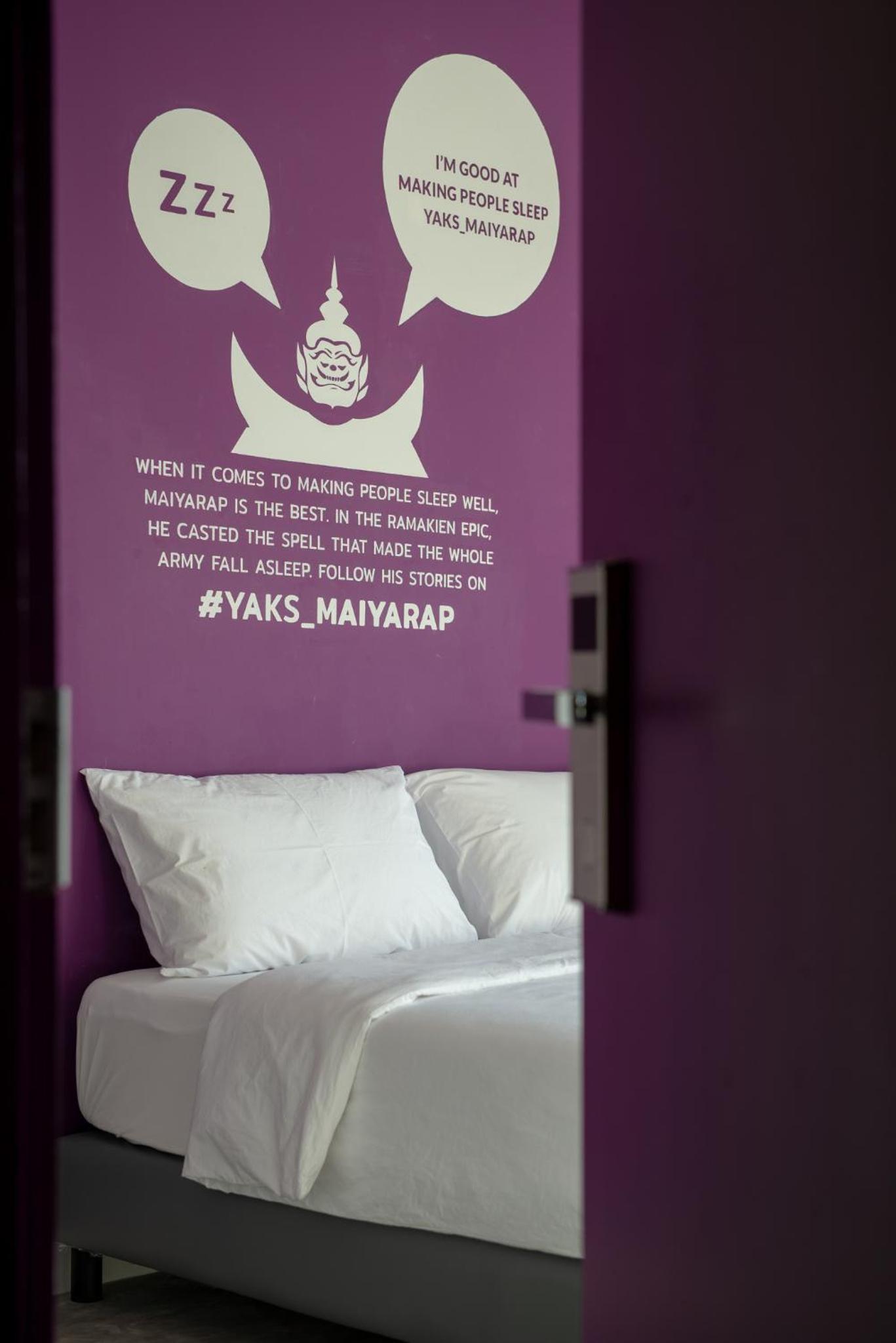 Staycation Offer - Queen Room with Shared Bathroom photo 1