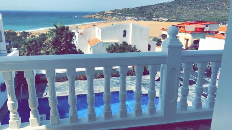 Villa with Private Pool - Photo 6