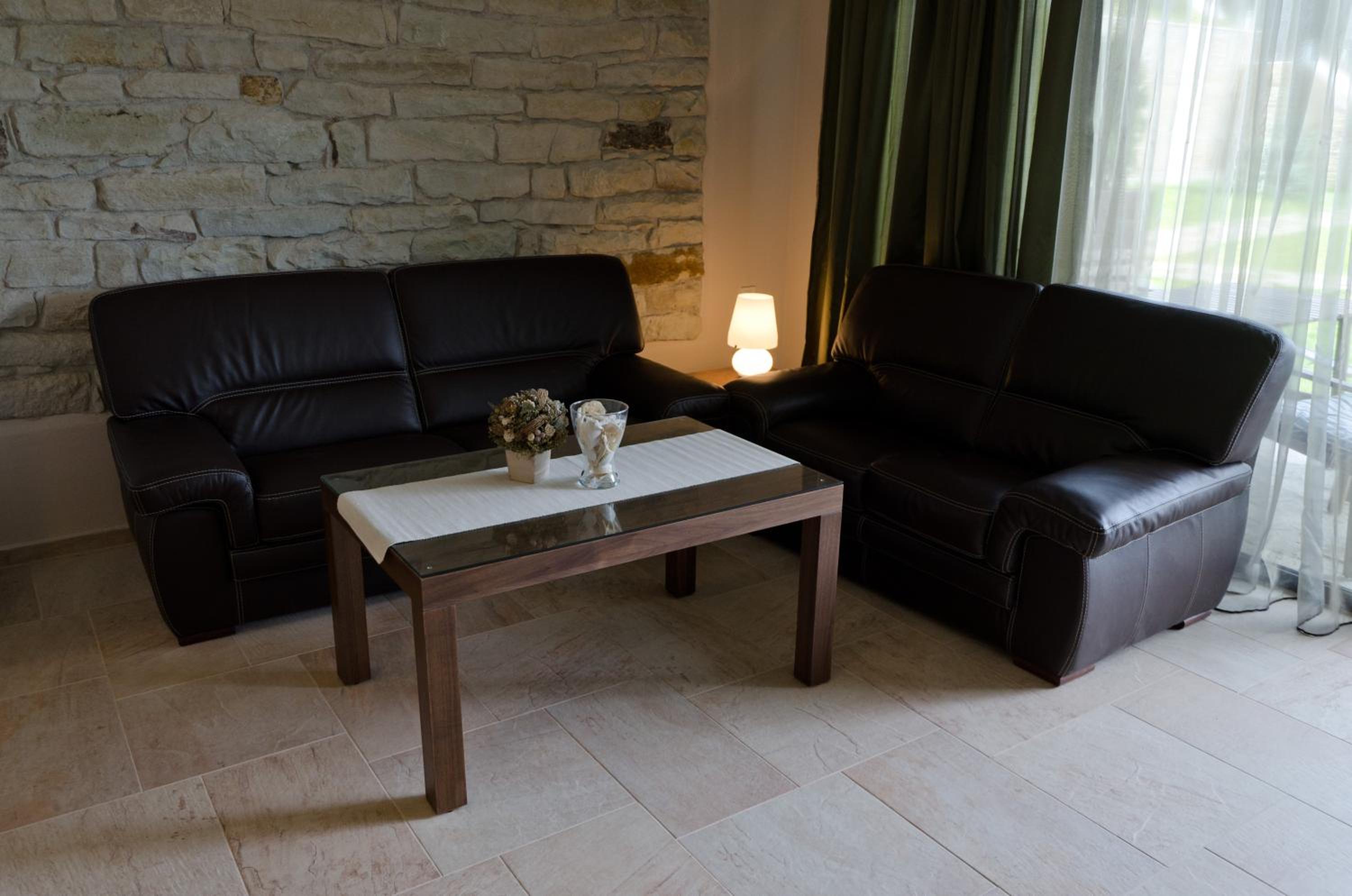 Two-Bedroom Villa - Photo 8