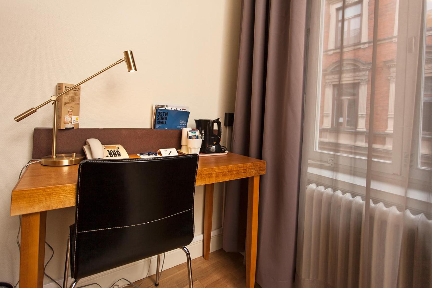 Standard Queen Room - Photo 2