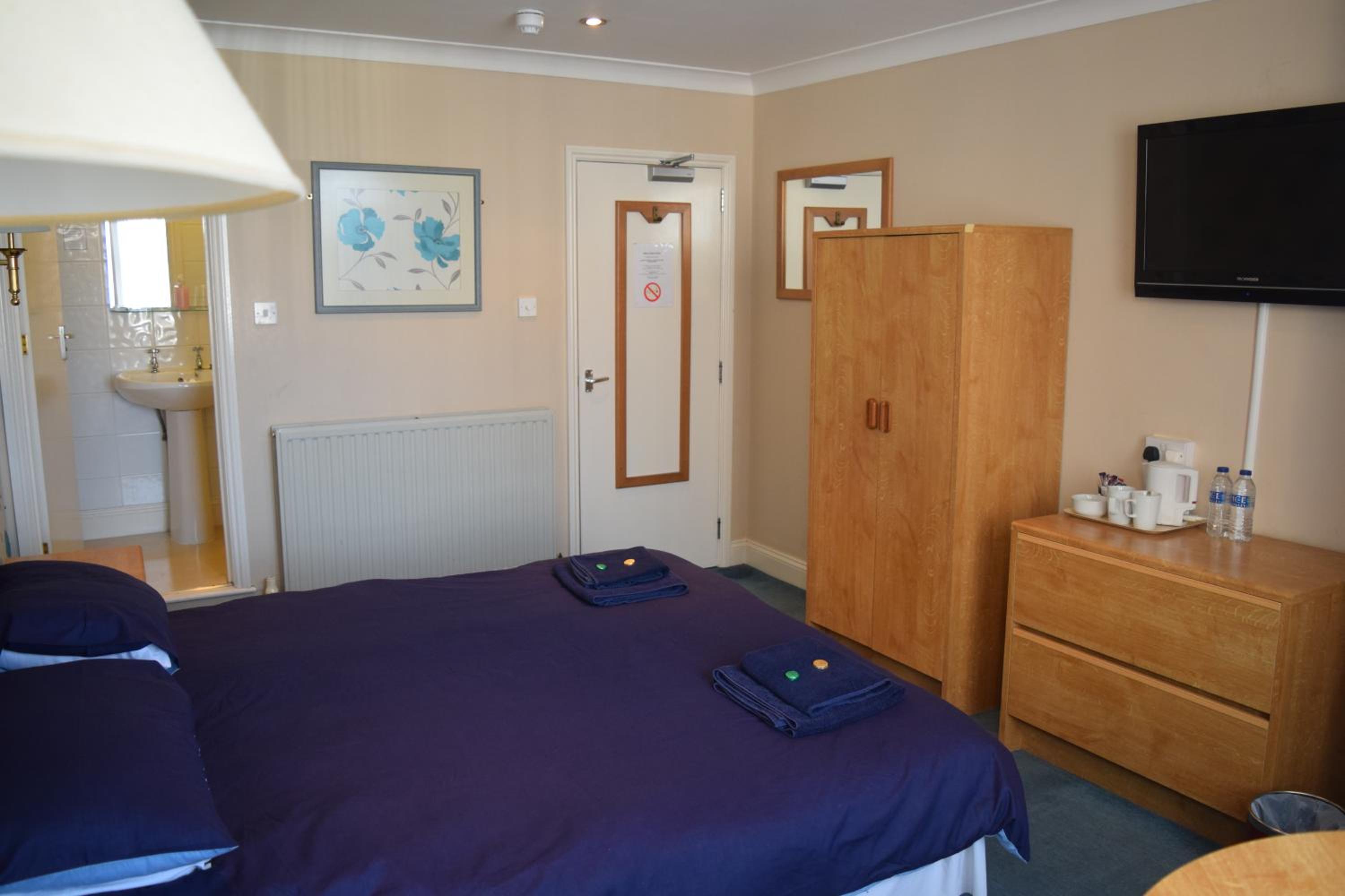 Executive Double Room - Photo 9