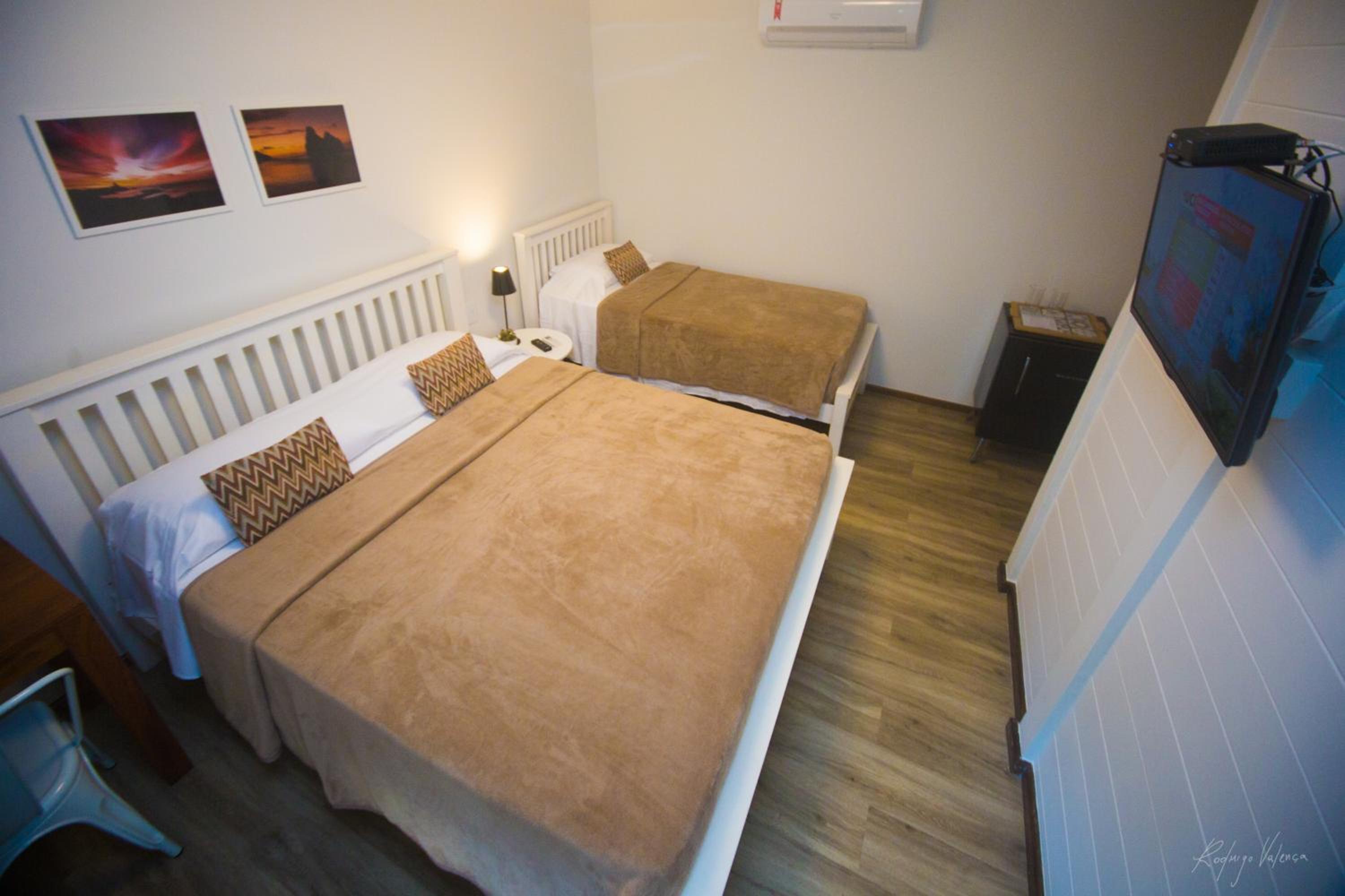 Triple Room with Balcony - Photo 5
