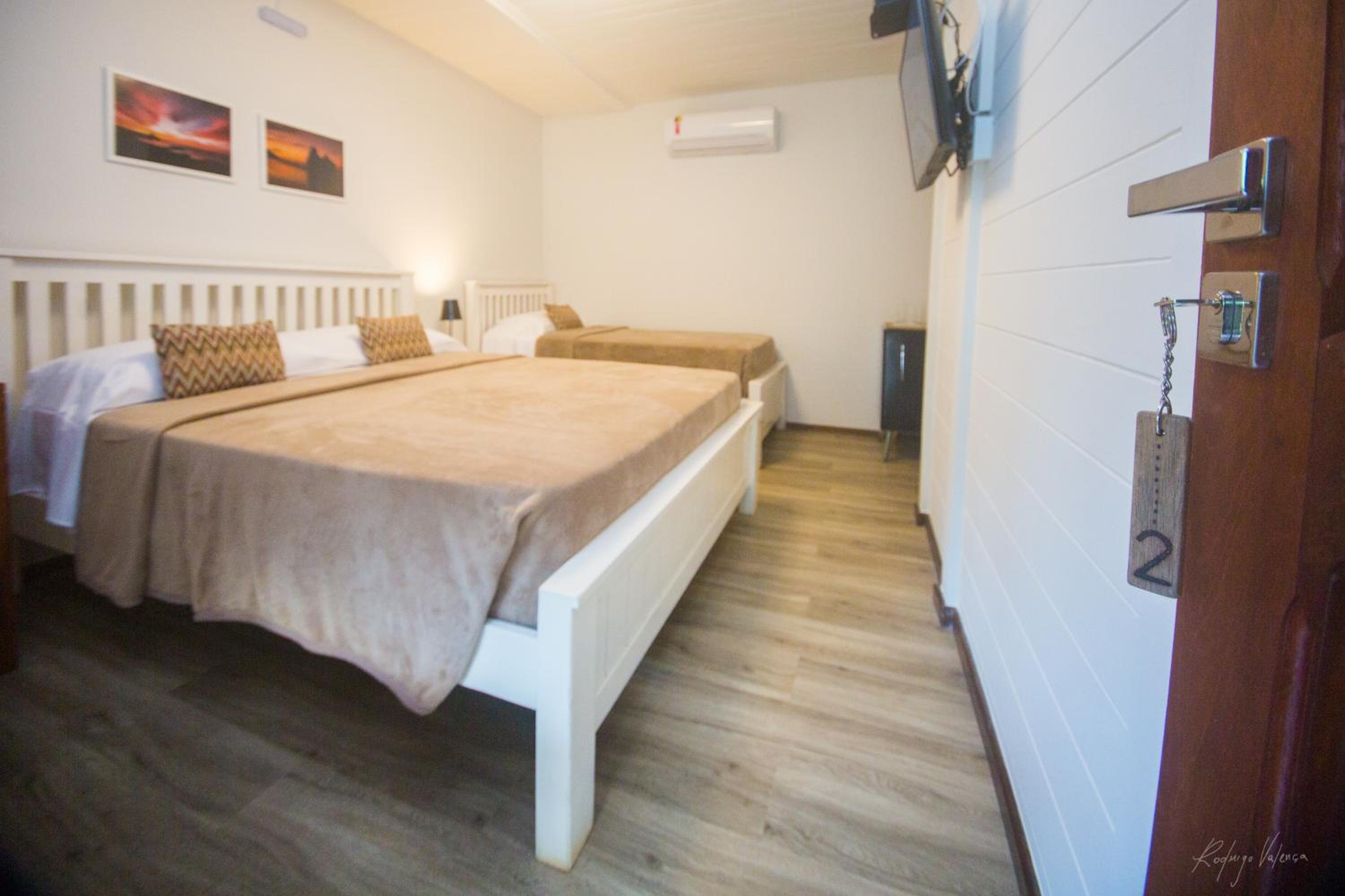 Triple Room with Balcony - Photo 6
