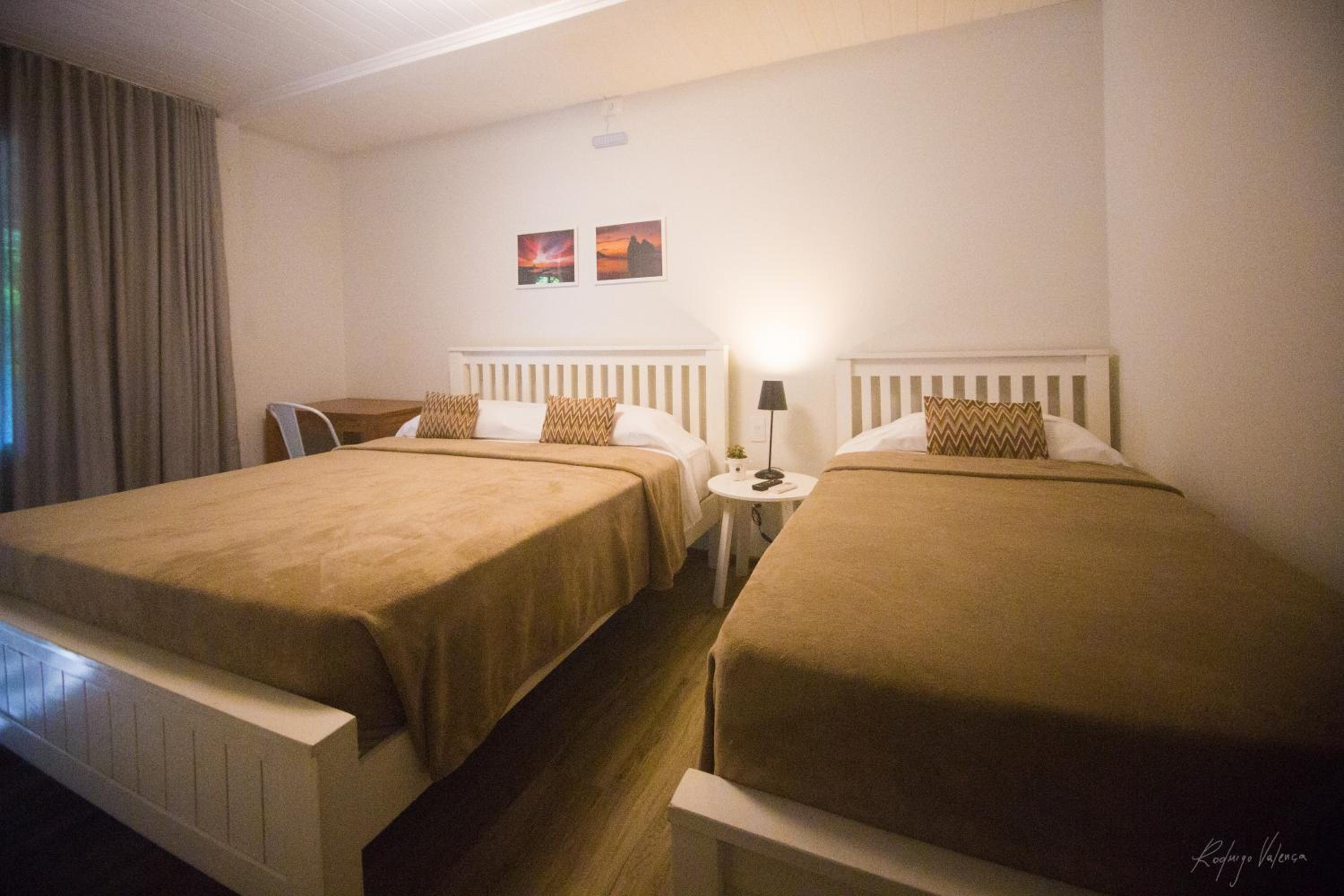 Triple Room with Balcony - Photo 9