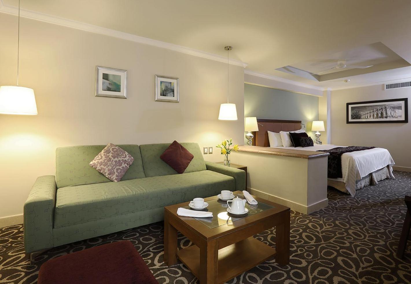 Junior Suite - Photo 1