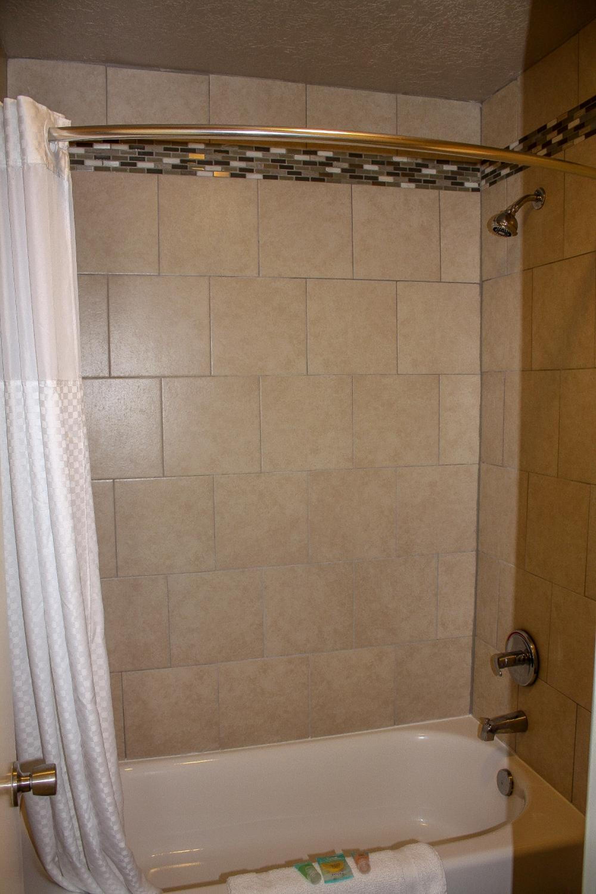 Deluxe Double Room with Bath photo 3