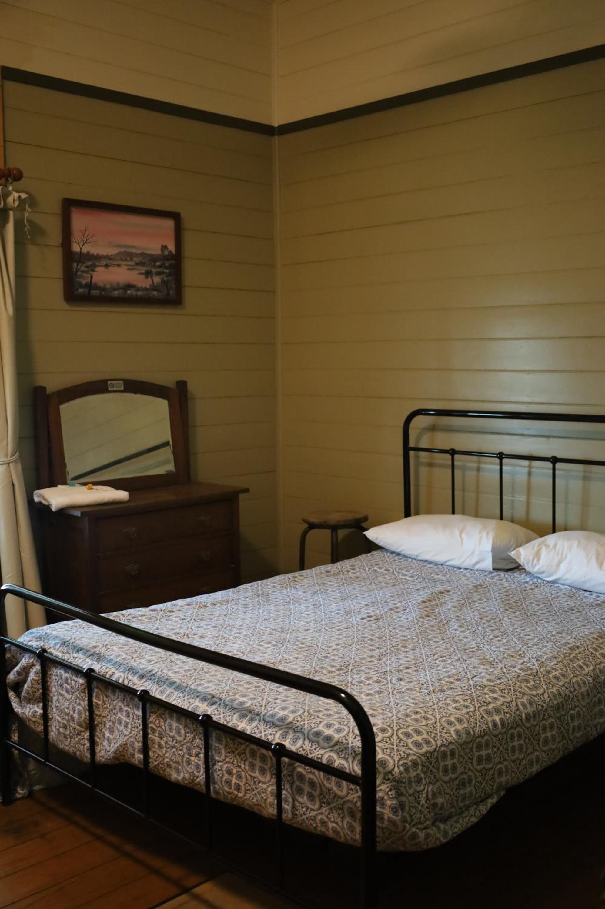 Queen Room
