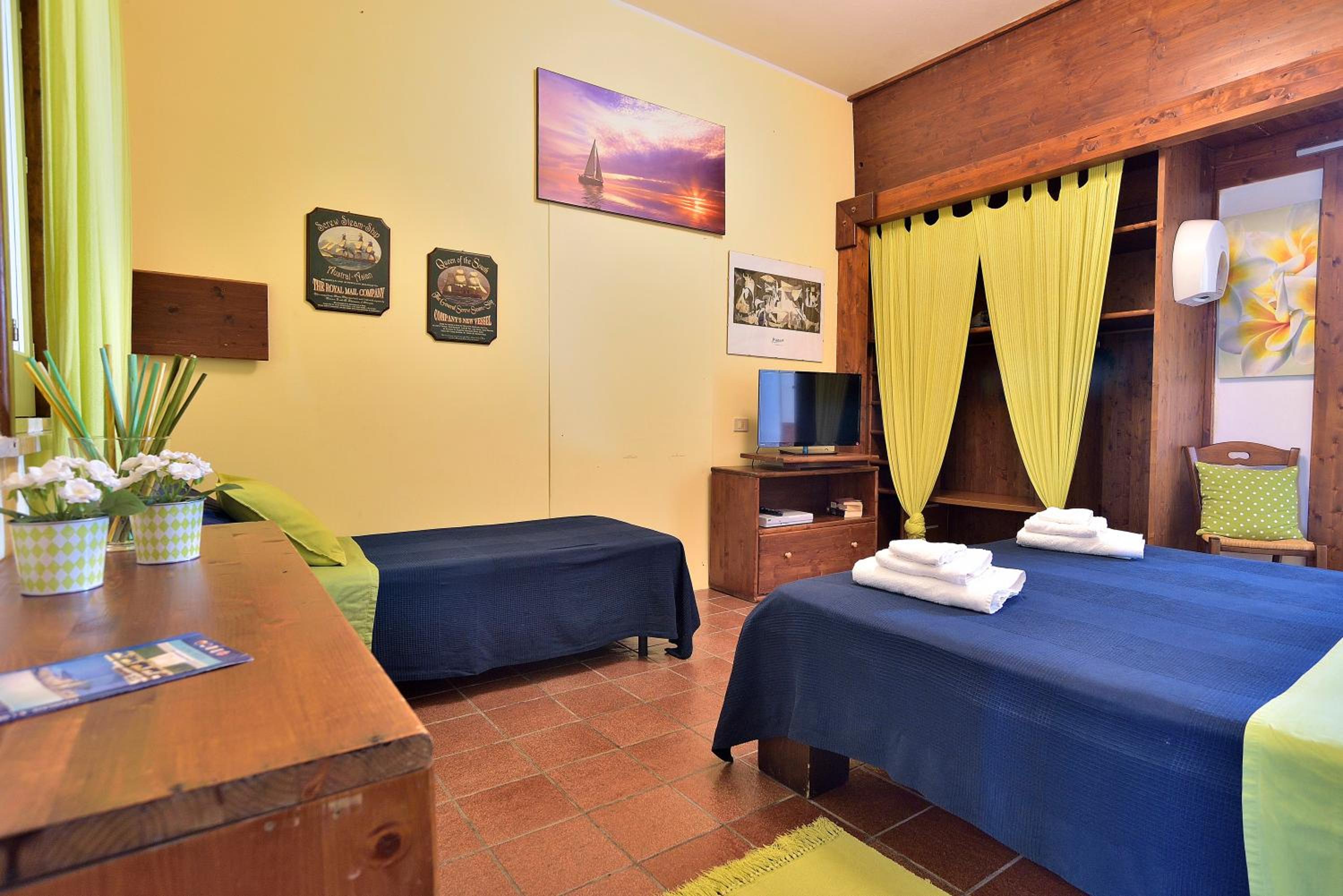 One-Bedroom House - Photo 7