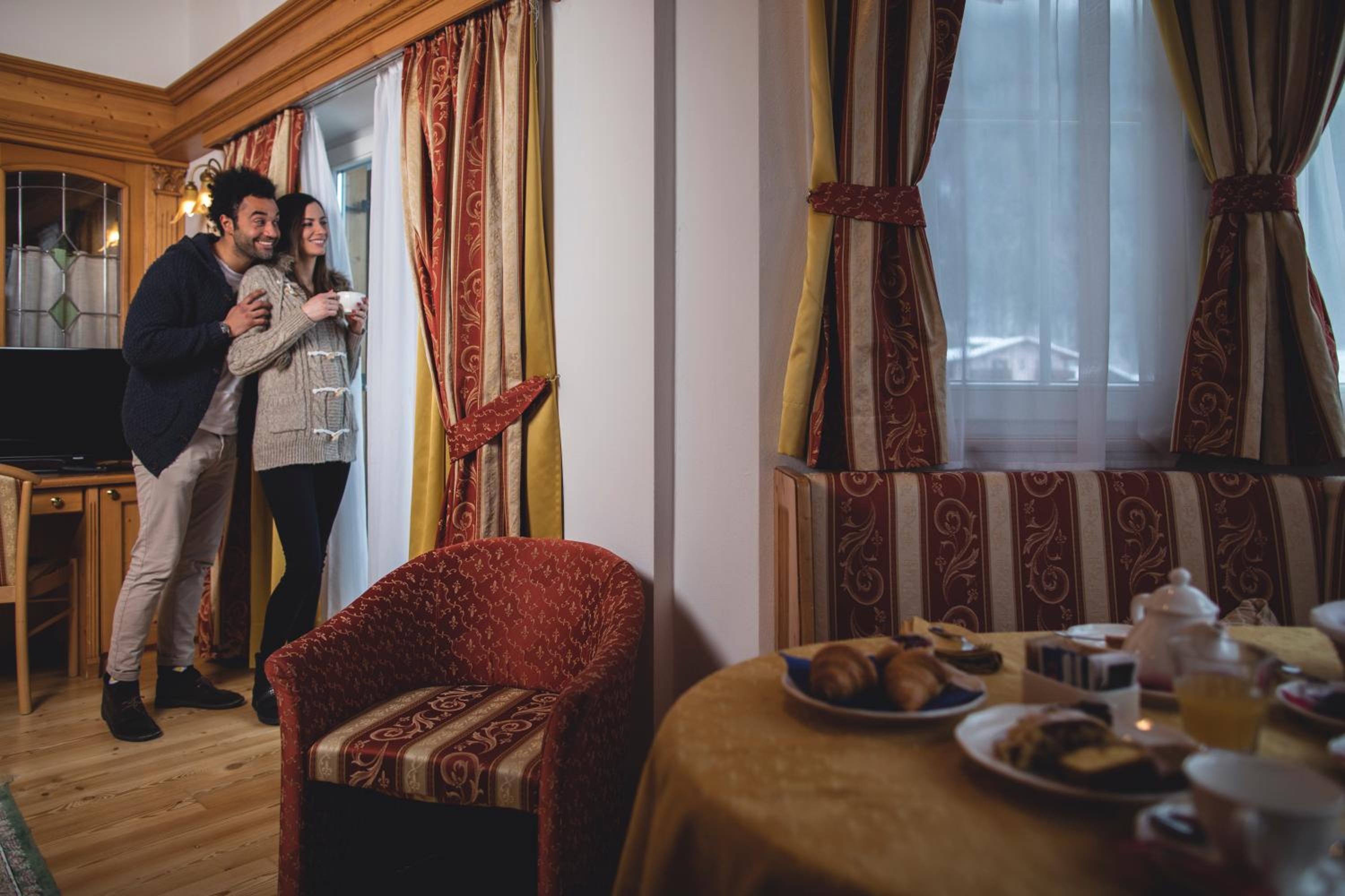 Suite - Photo 3
