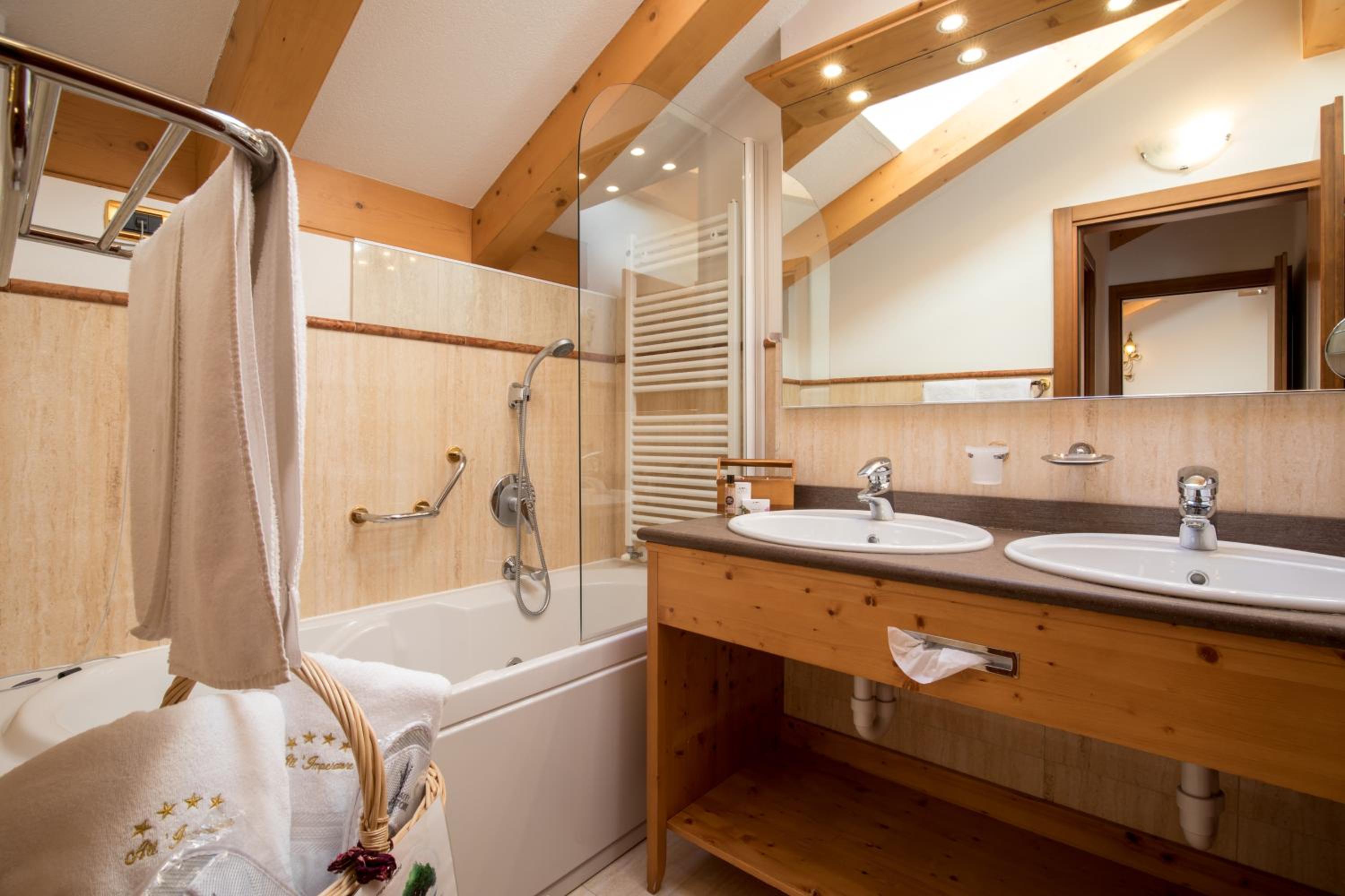 Junior Suite - Photo 7