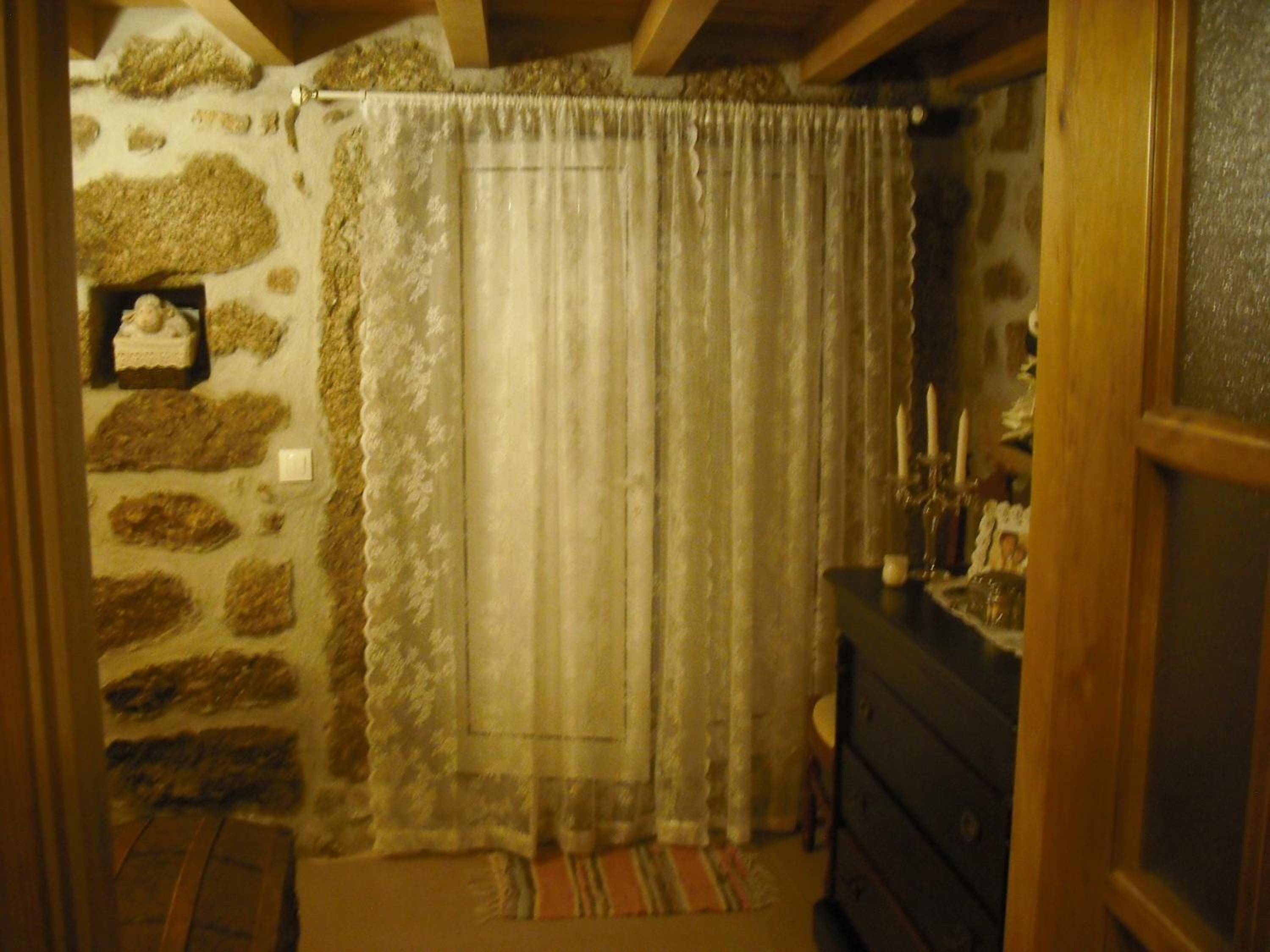 One-Bedroom House photo 1