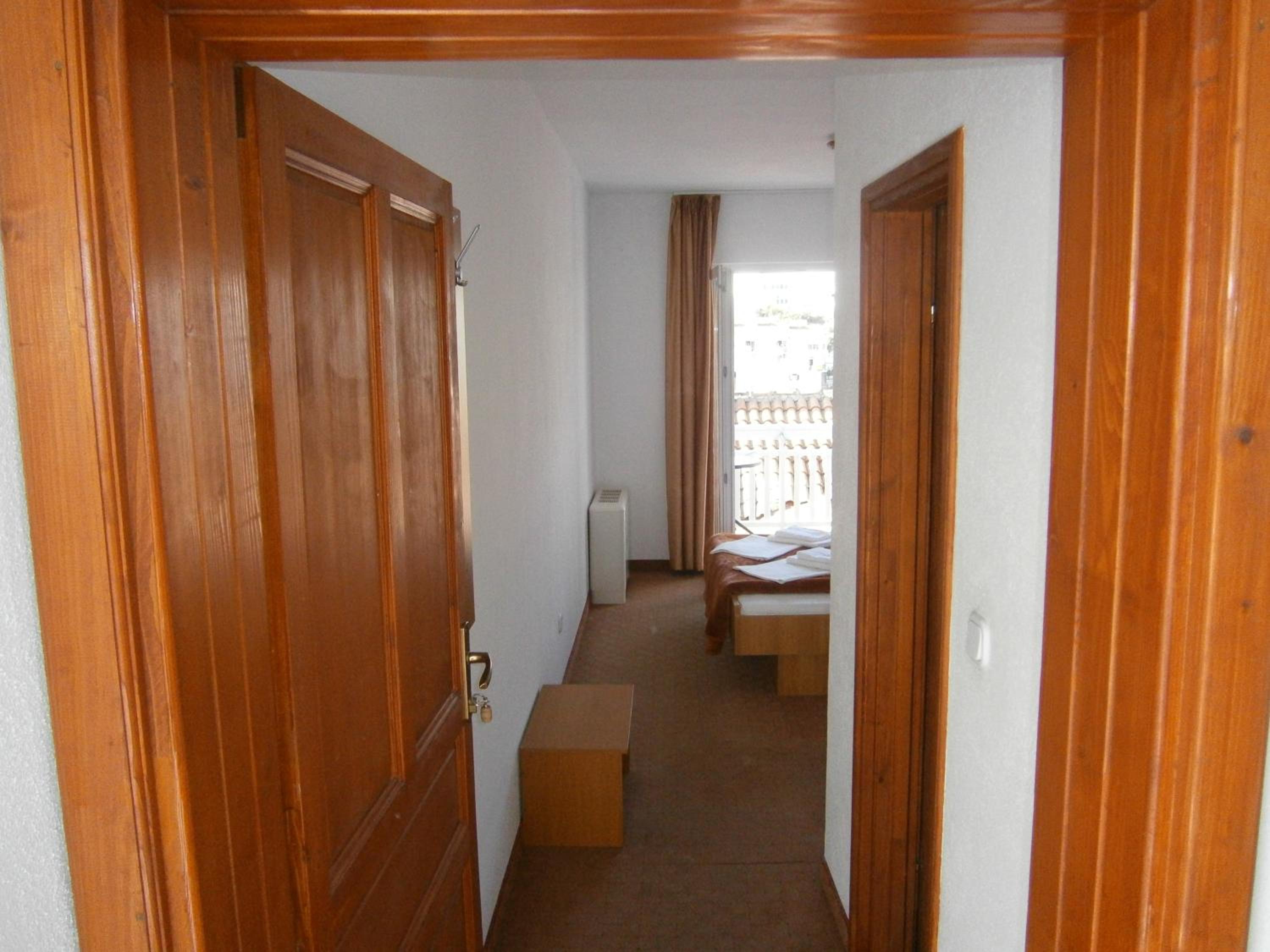 Double or Twin Room photo 2
