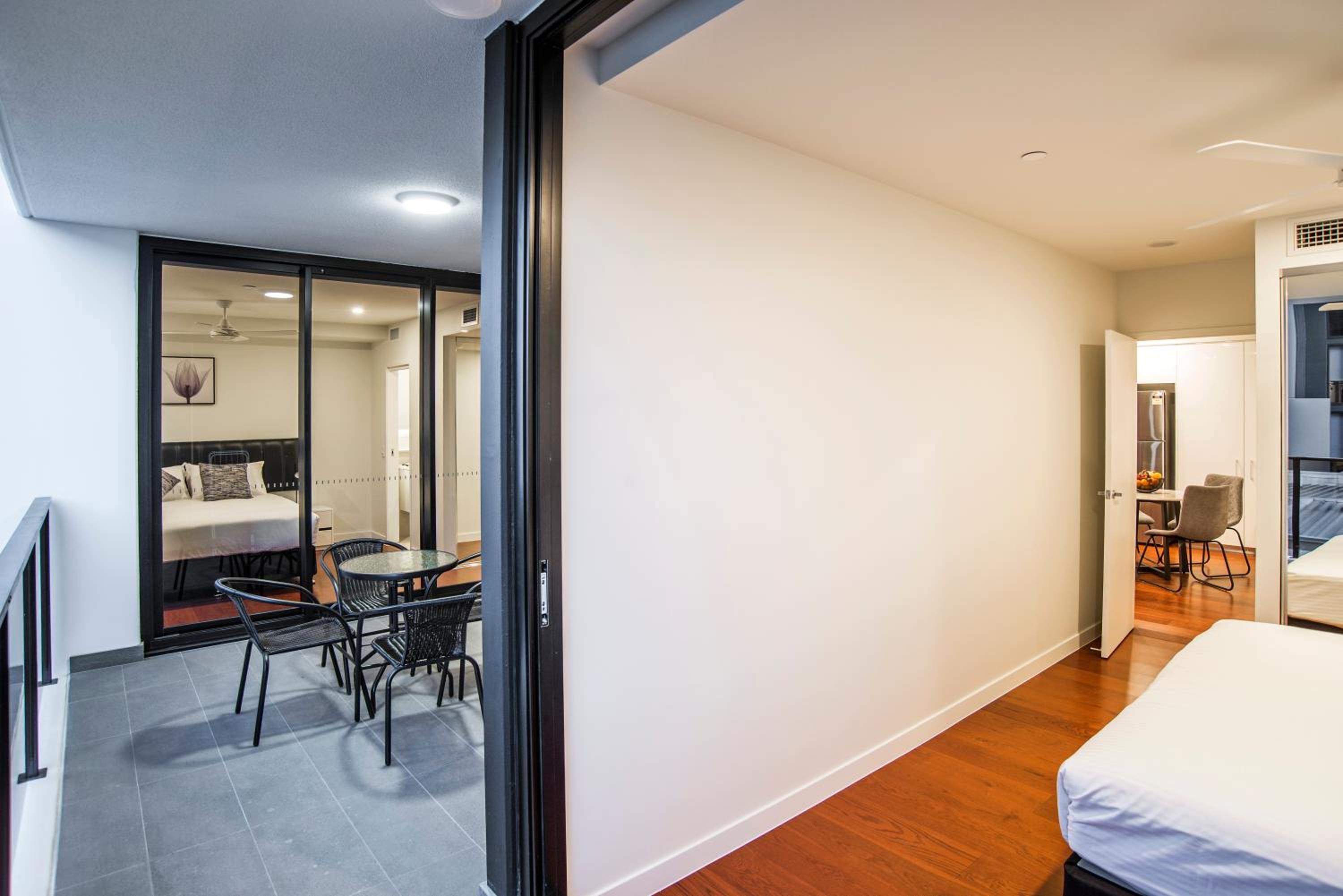 Two Bedroom Two Bathroom Apartment thumbnail 6