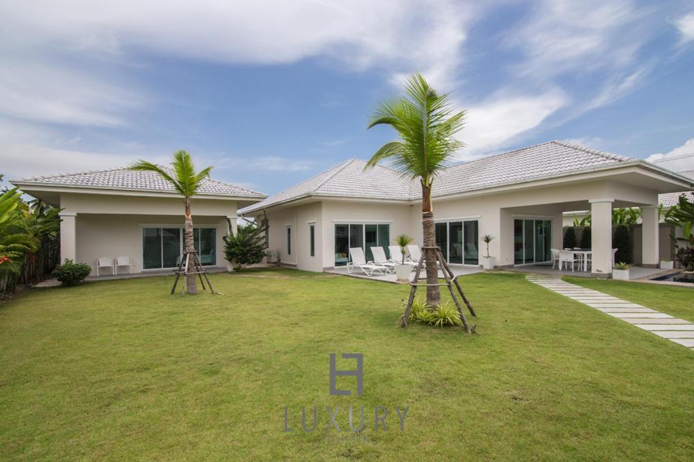 One-Bedroom Villa photo 2