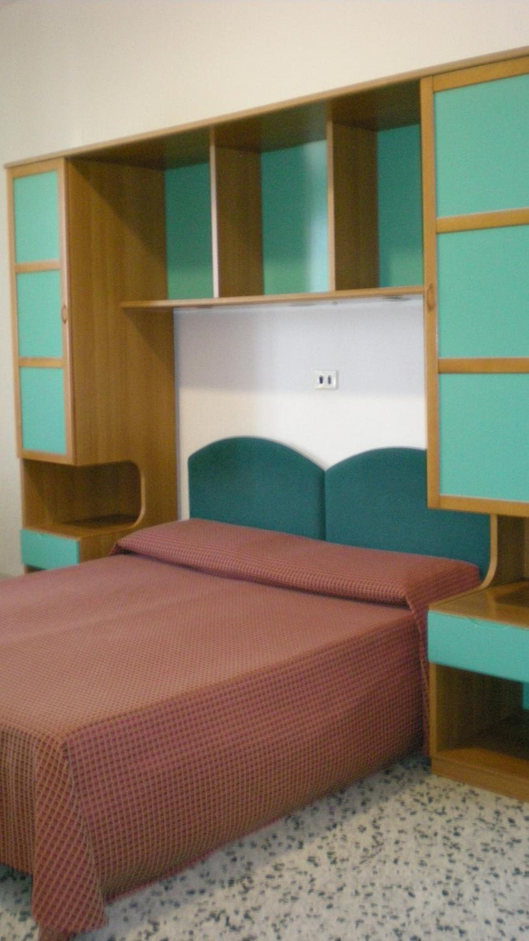 Studio (3 Adults) - Photo 1