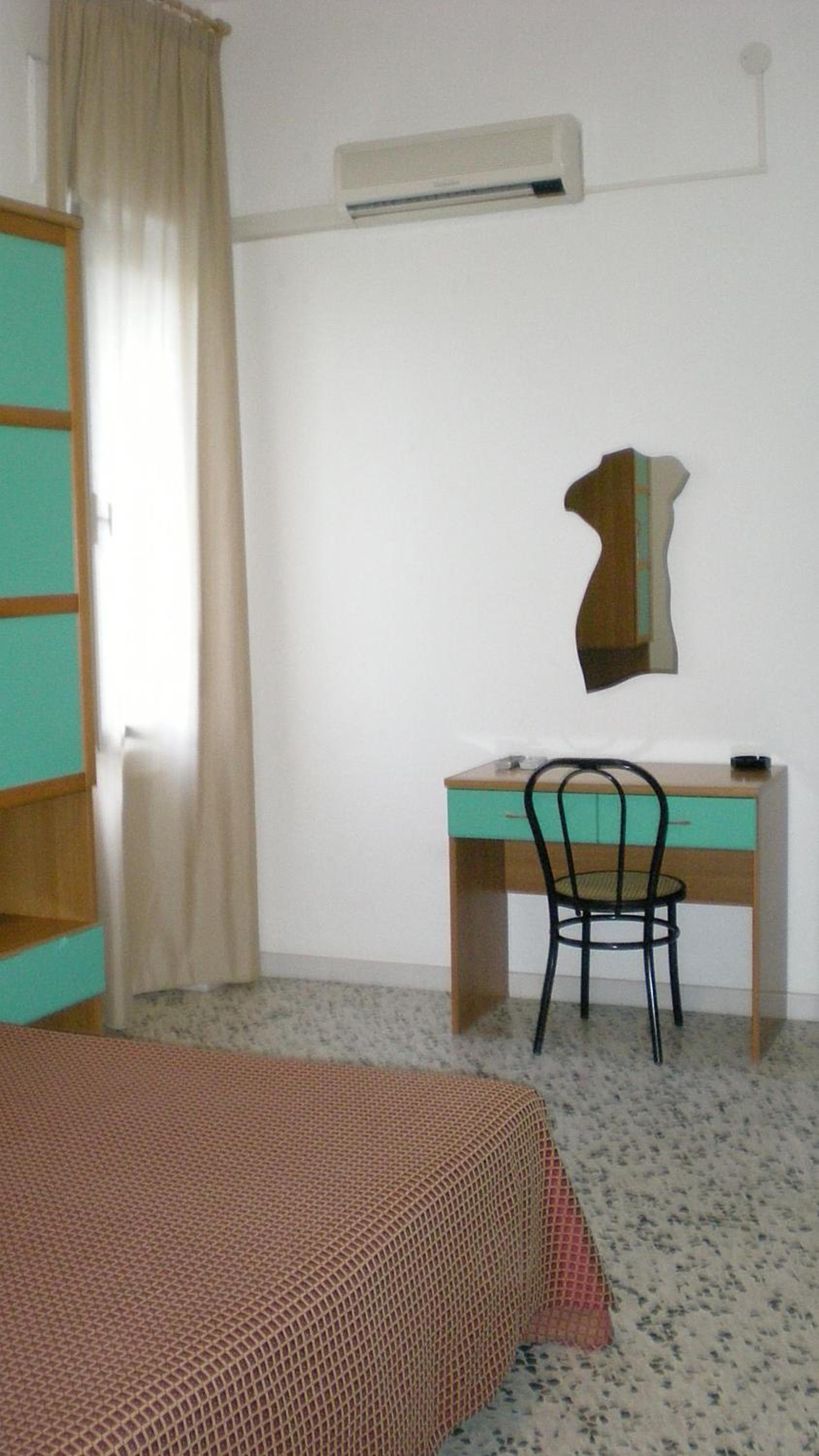 Studio (3 Adults) - Photo 26