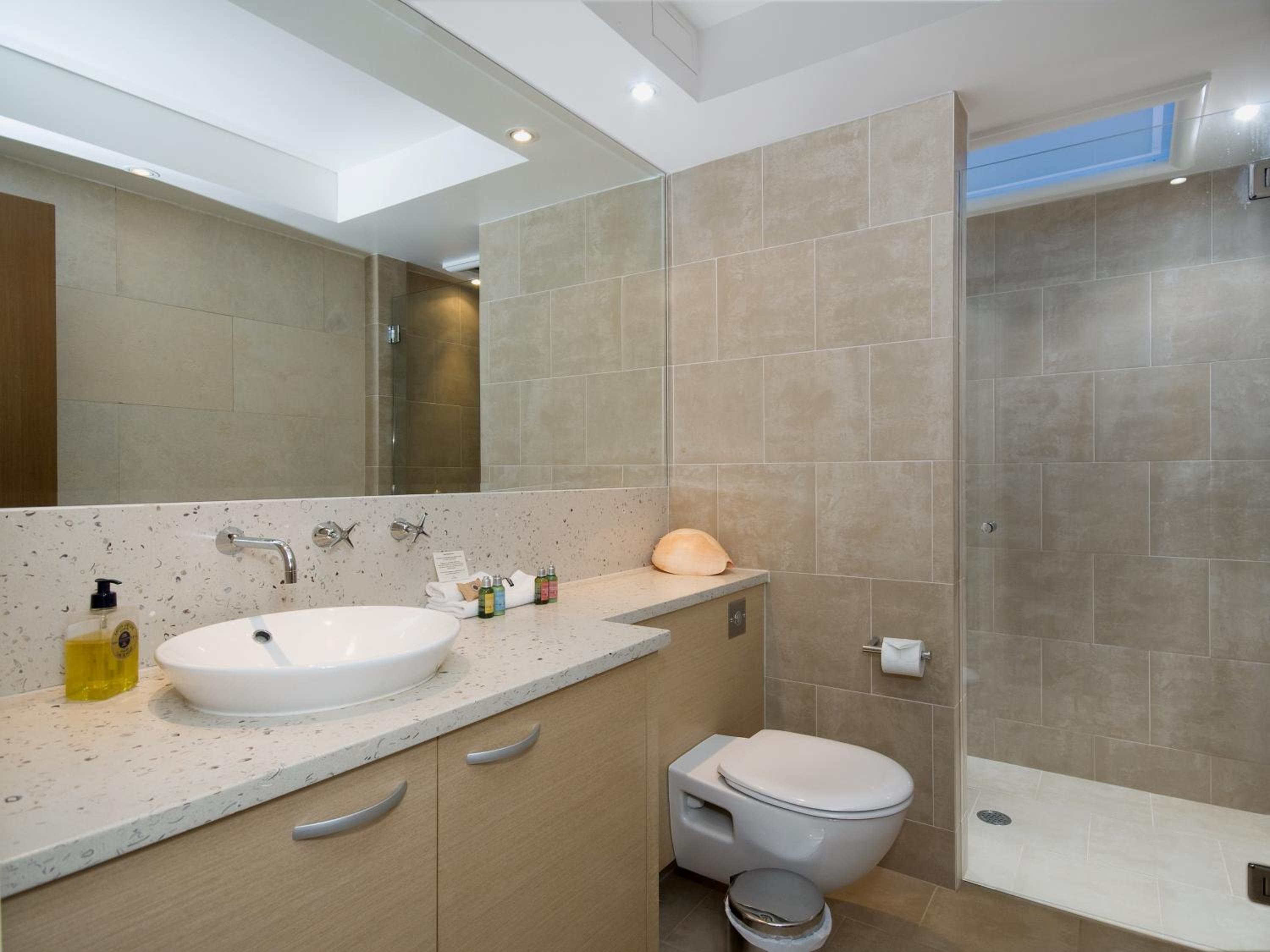 Luxury Two-Bedroom Apartment - Private Pool and Spa 201 photo 3