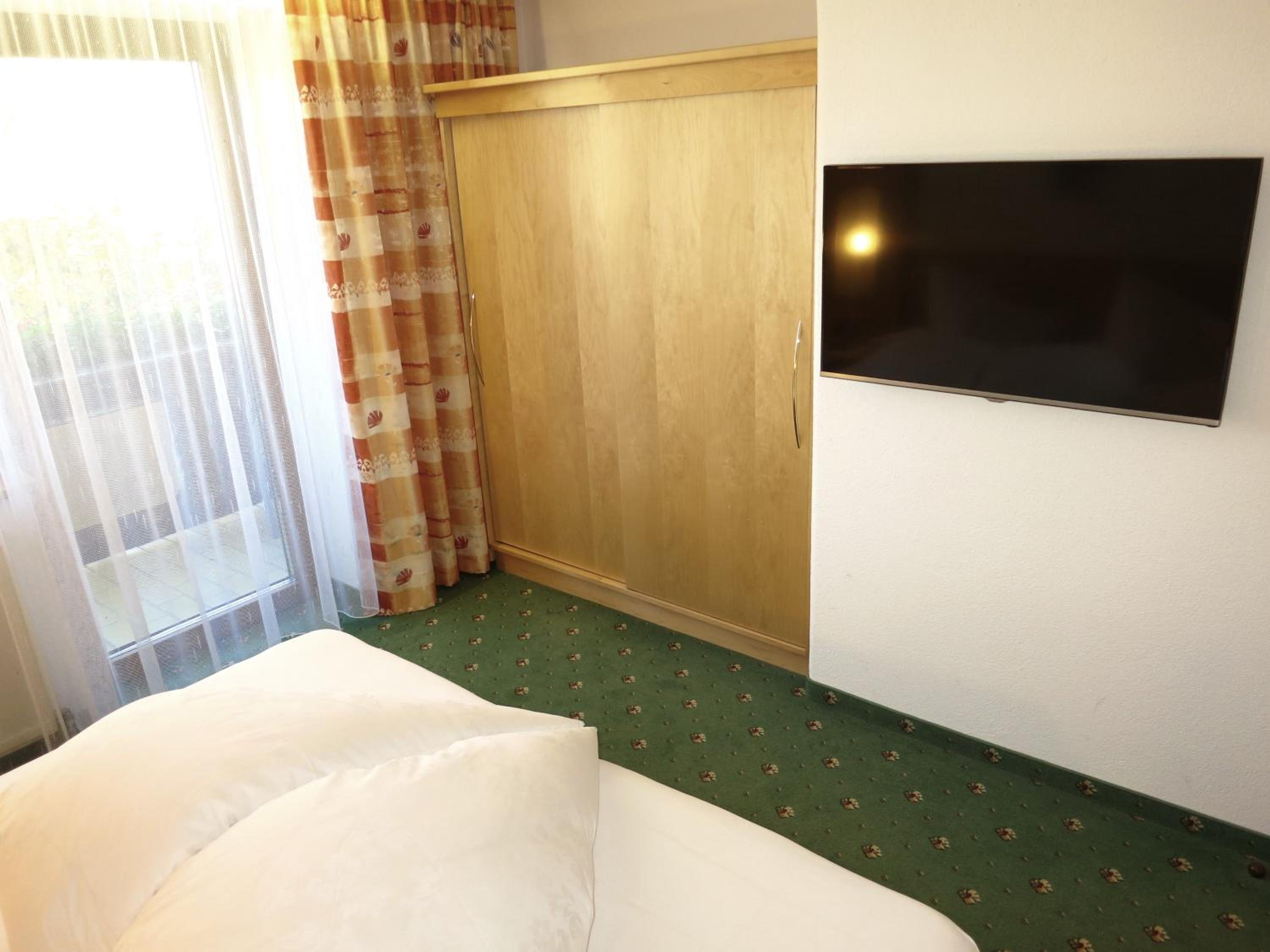Two-Bedroom Apartment - Photo 1
