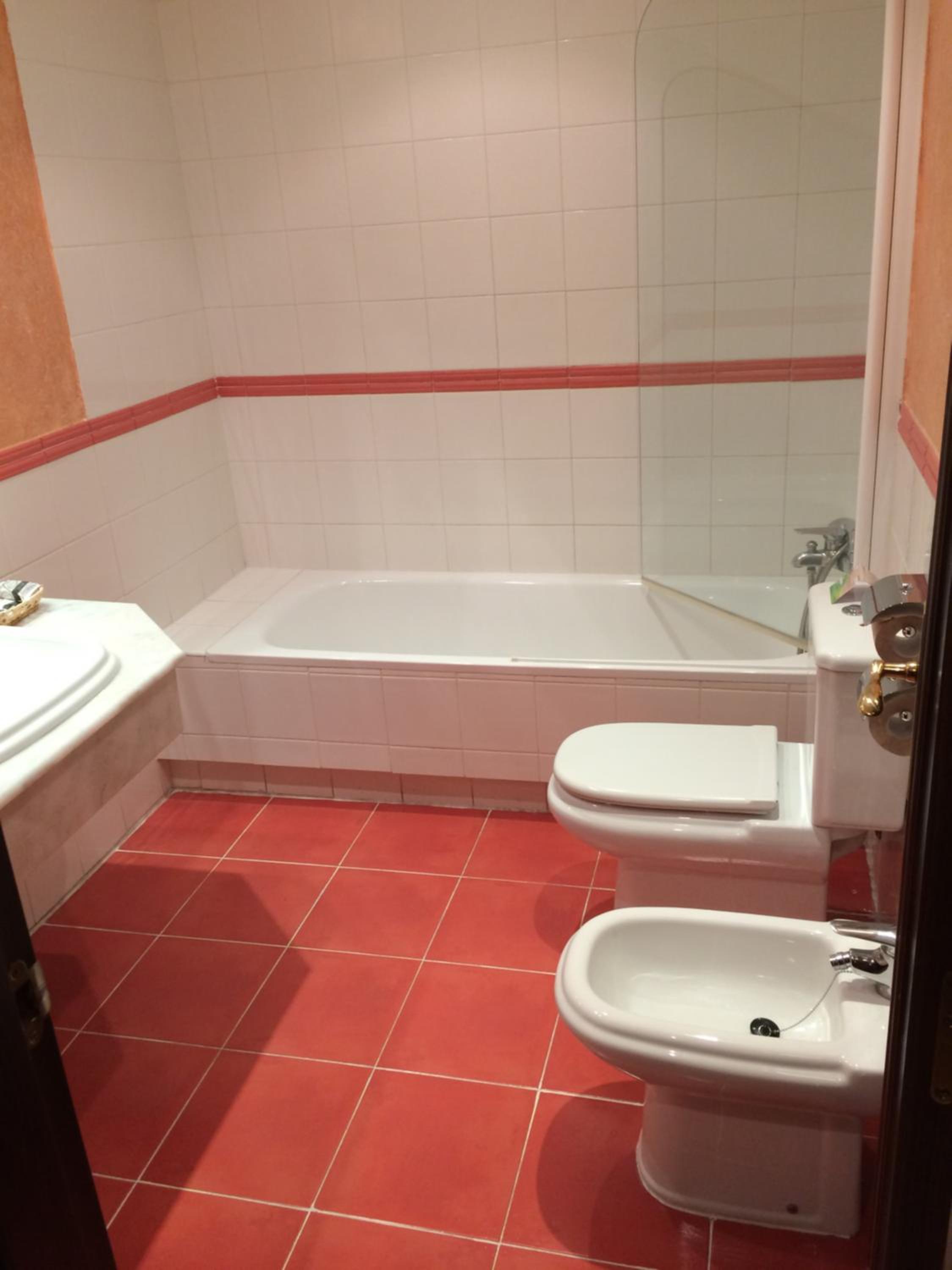 Double or Twin Room - Photo 2