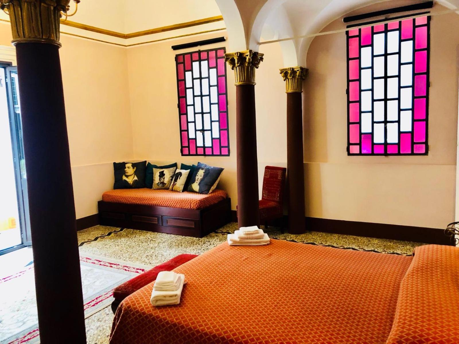 Deluxe King Room photo 3