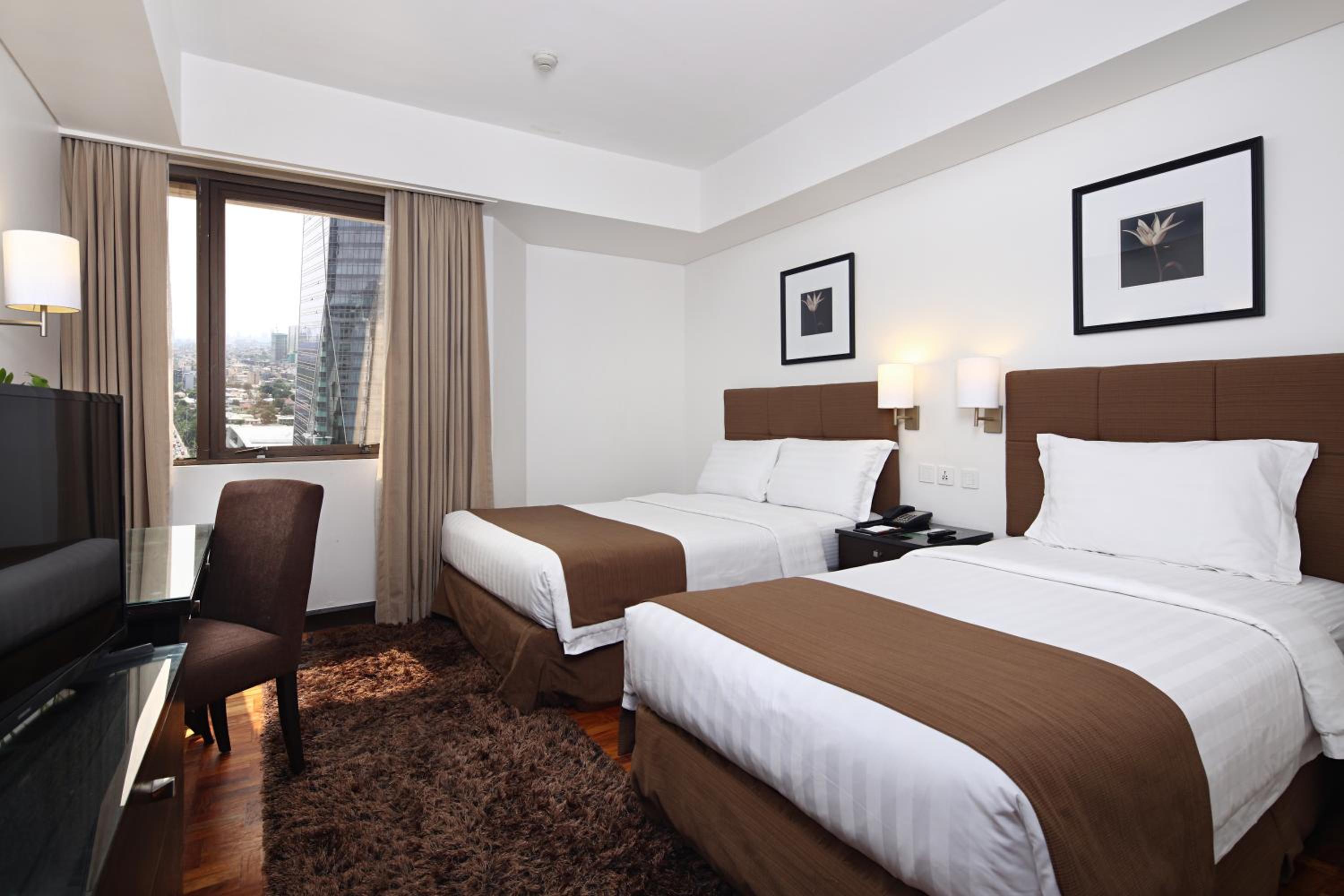 Executive Twin Room - Photo 3