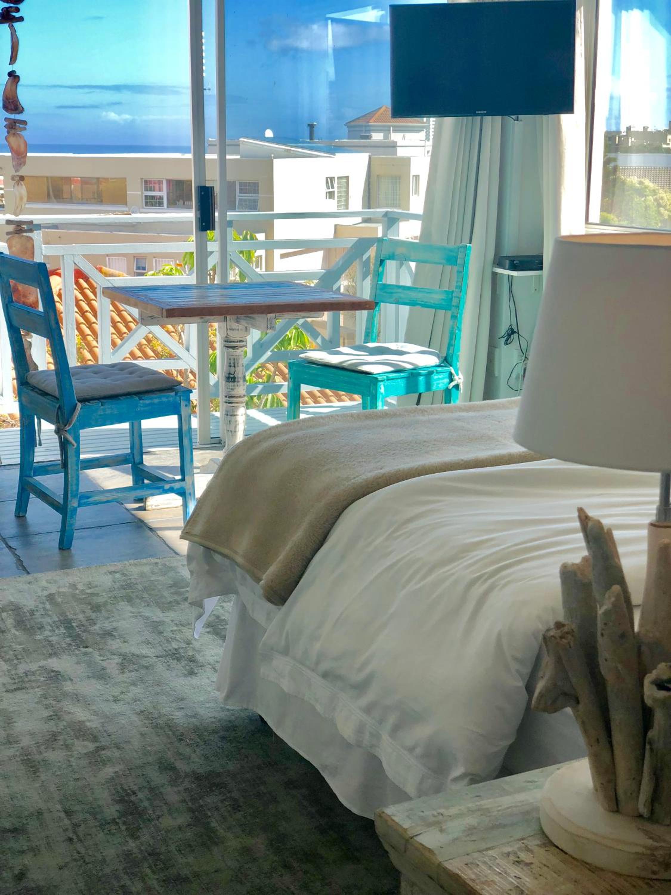 Double Room with Balcony photo 3